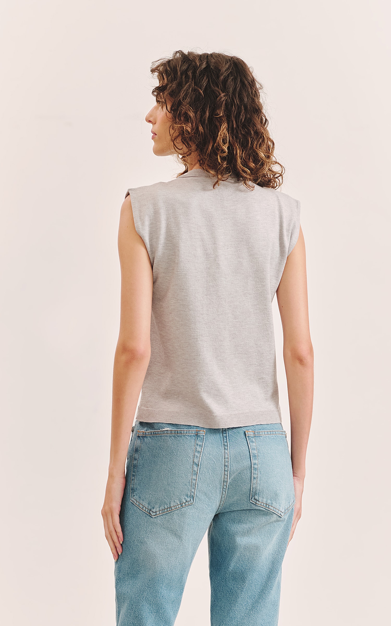 Blusa Tricot Gola Cinza