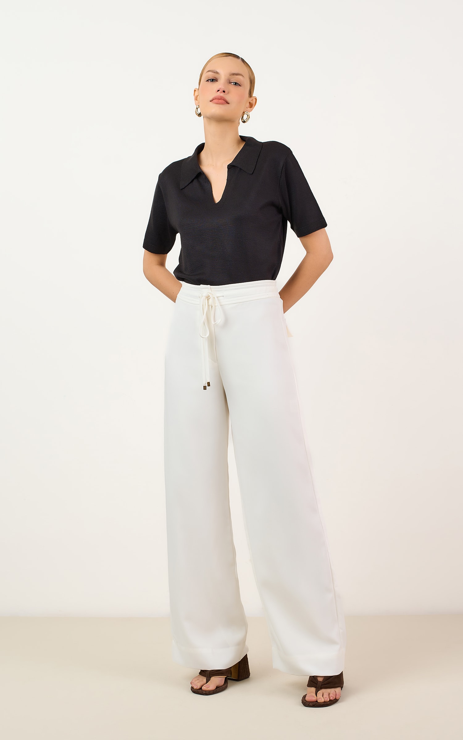 Blusa Tricot Gola Polo Preto