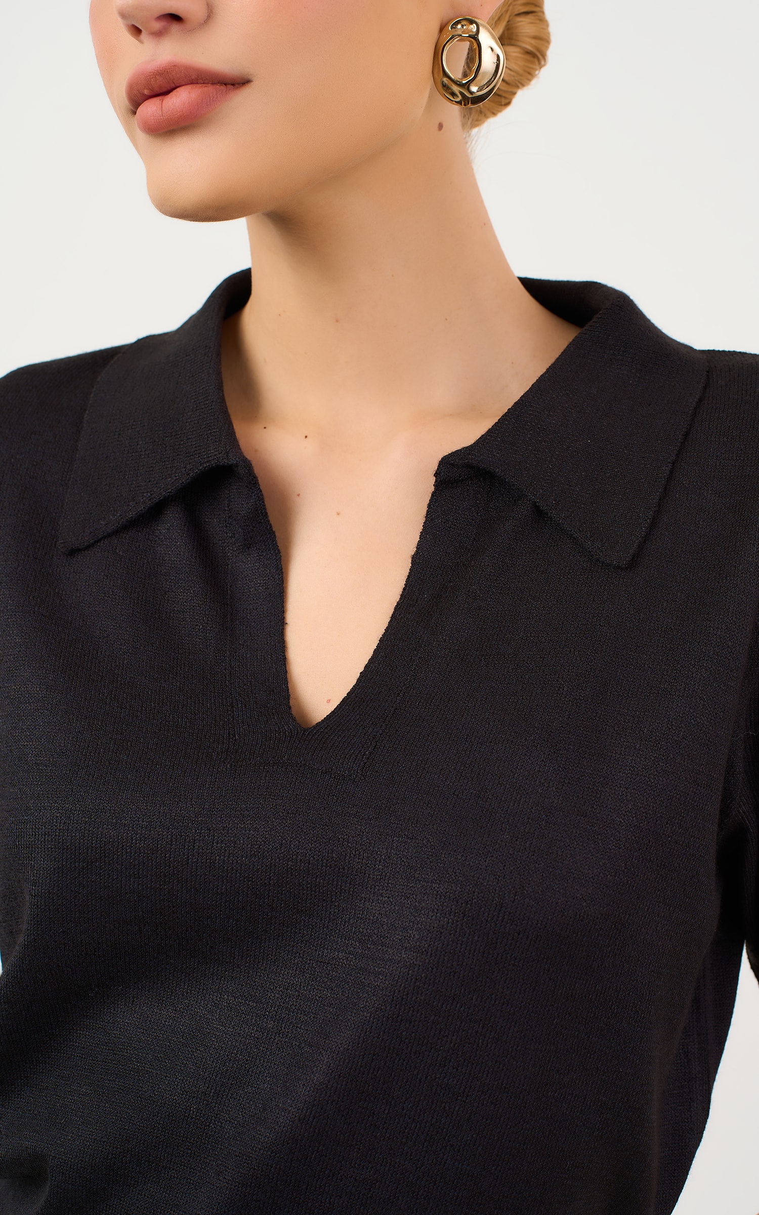 Blusa Tricot Gola Polo Preto