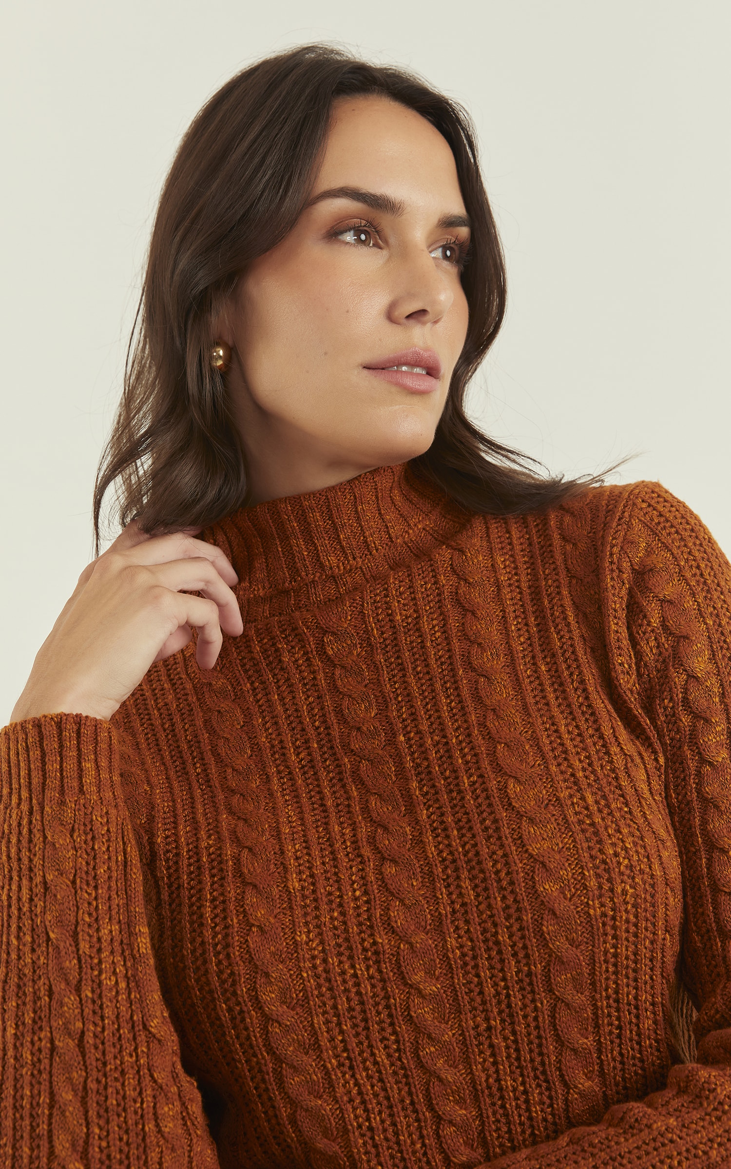 Blusa Tricot Gola Trançada Caramelo