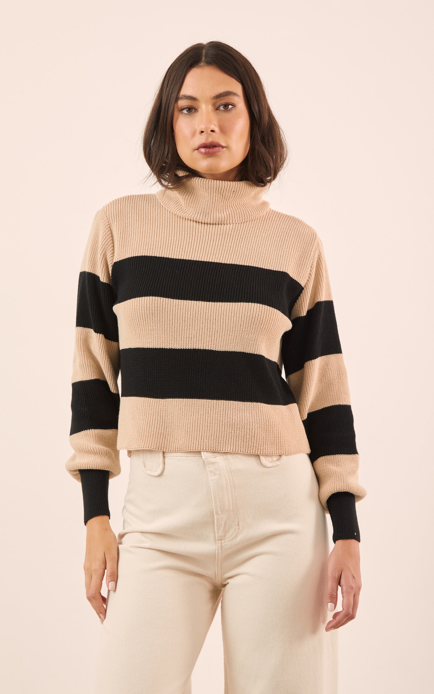 Blusa Tricot Listrada Punho Longo Preto e Areia