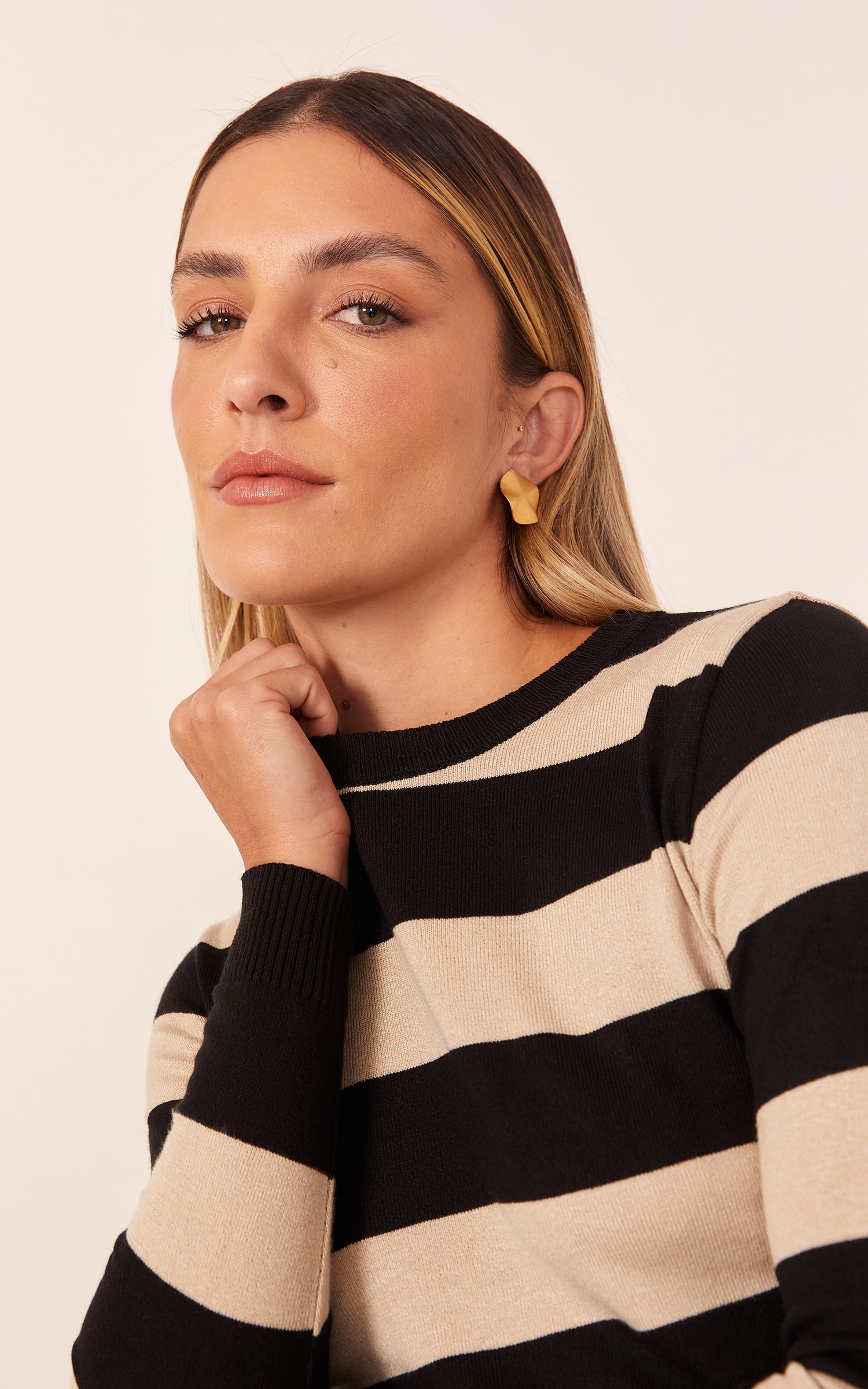 Blusa Tricot Manga Longa Listras Preto e Areia