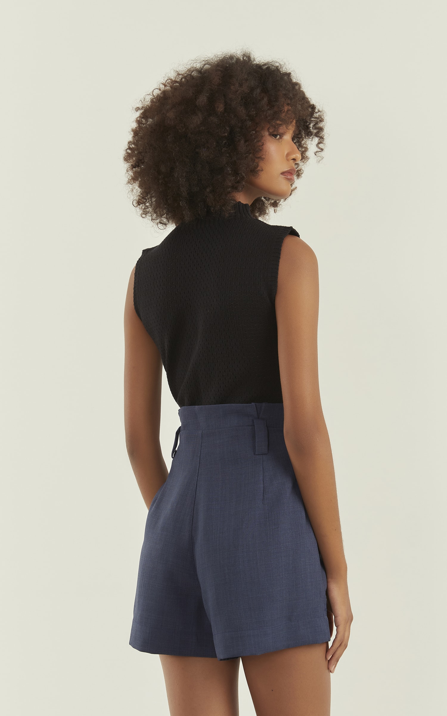 Blusa Tricot Ponto Vazado Preto