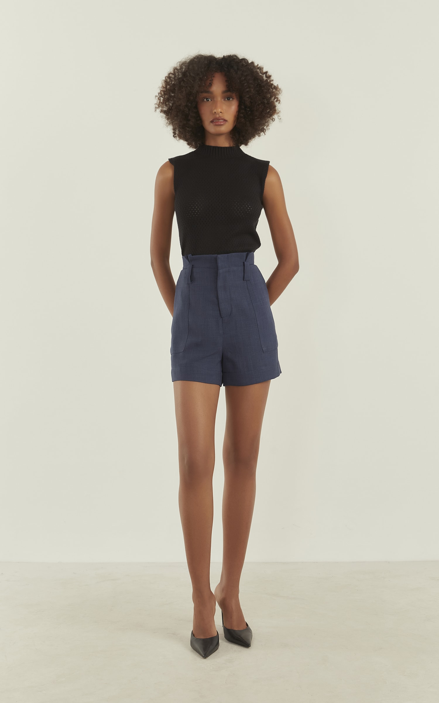 Blusa Tricot Ponto Vazado Preto