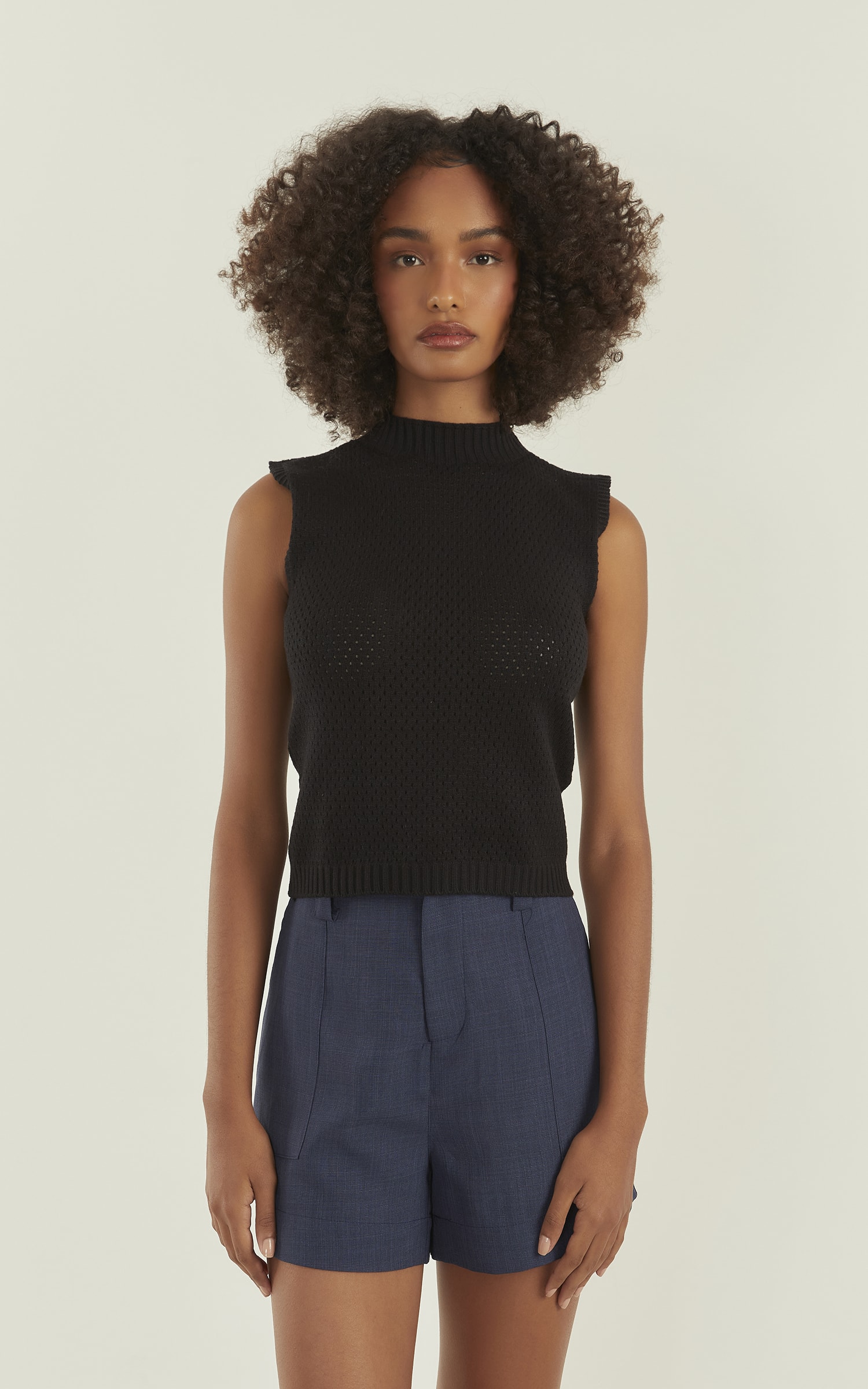 Blusa Tricot Ponto Vazado Preto