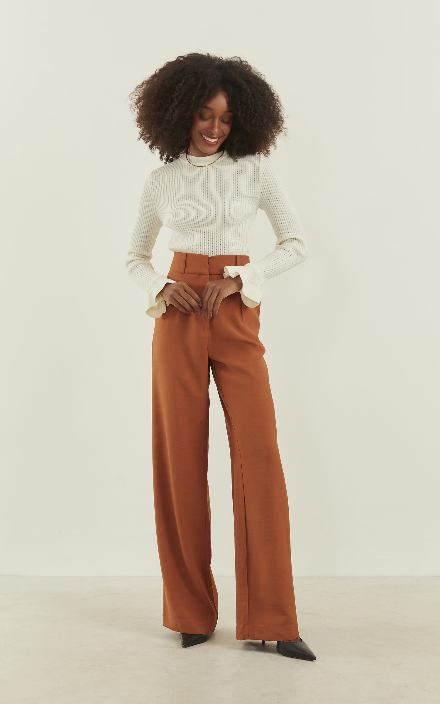 Blusa Tricot Punho Babado Off White