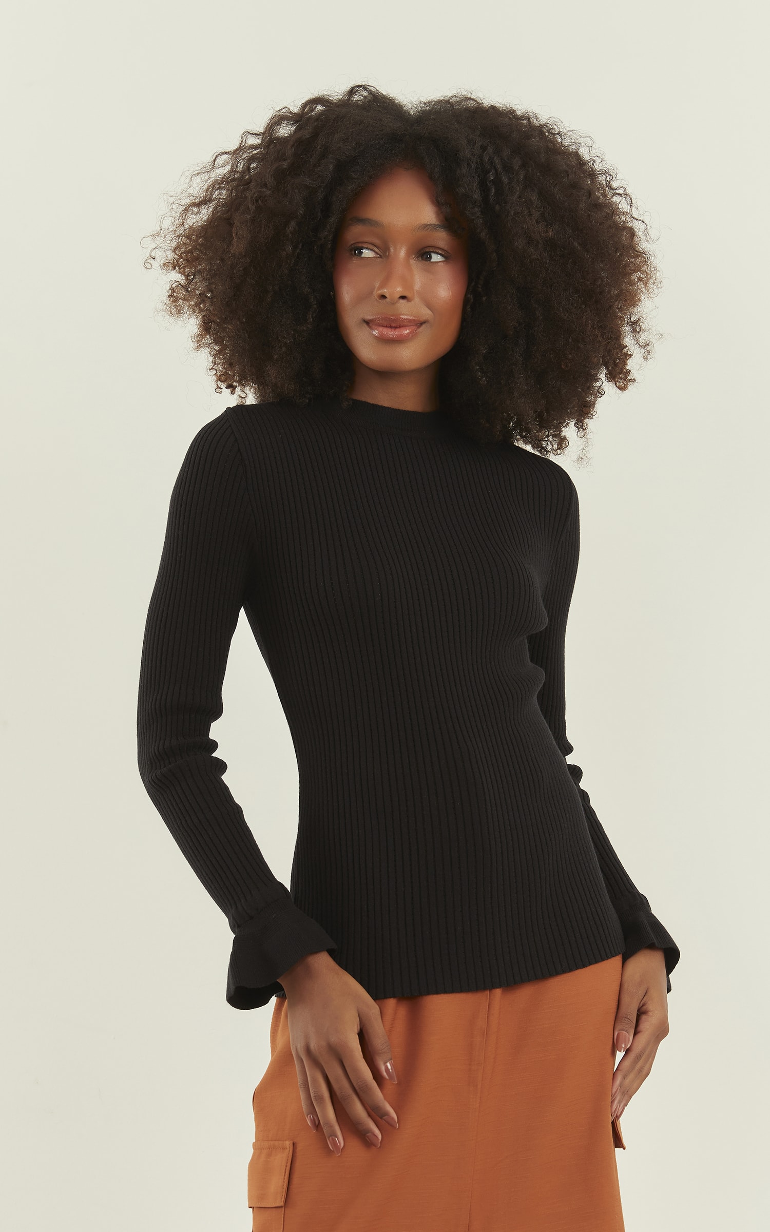 Blusa Tricot Punho Babado Preto