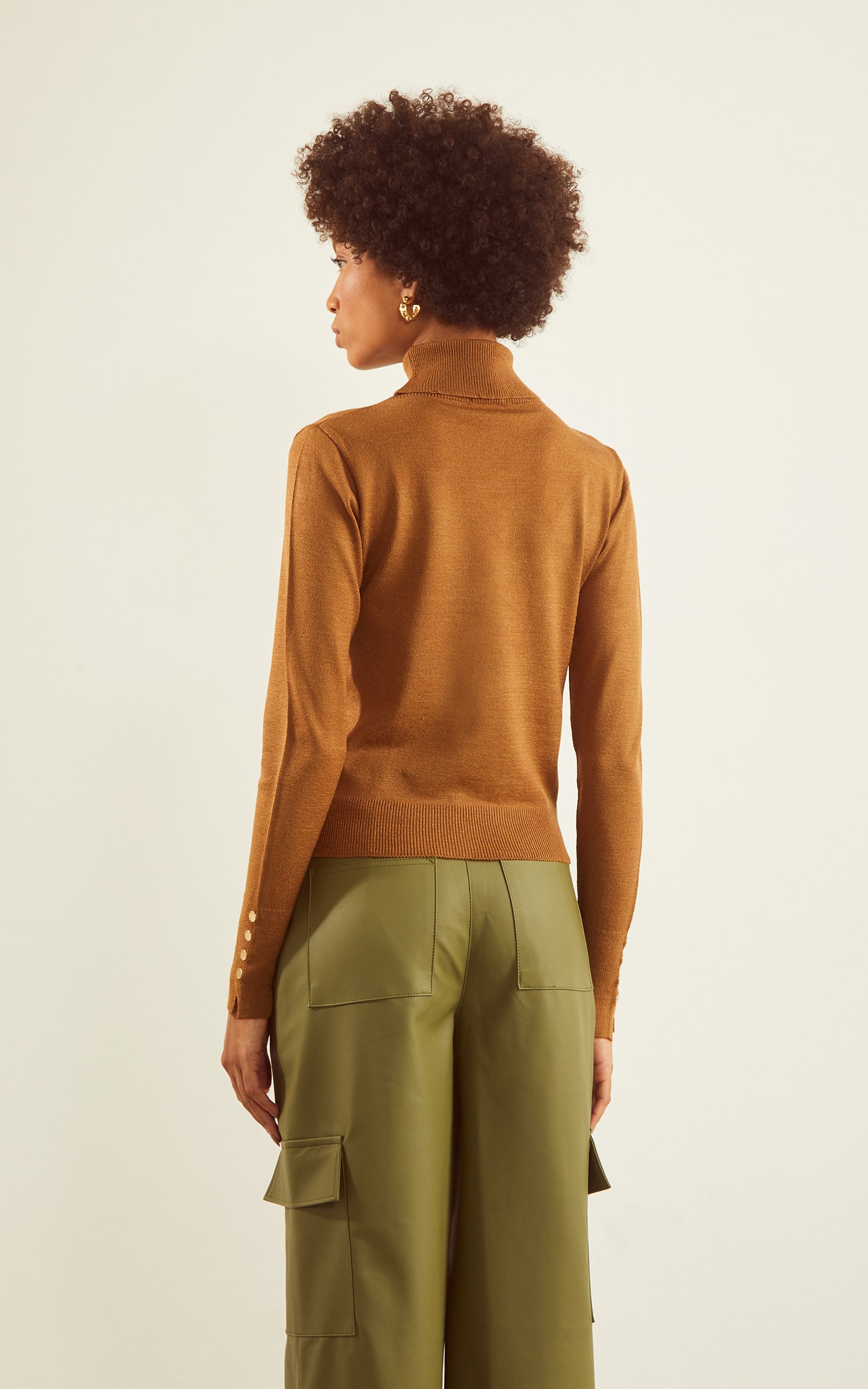 Blusa Tricot Punho Botões Caramelo