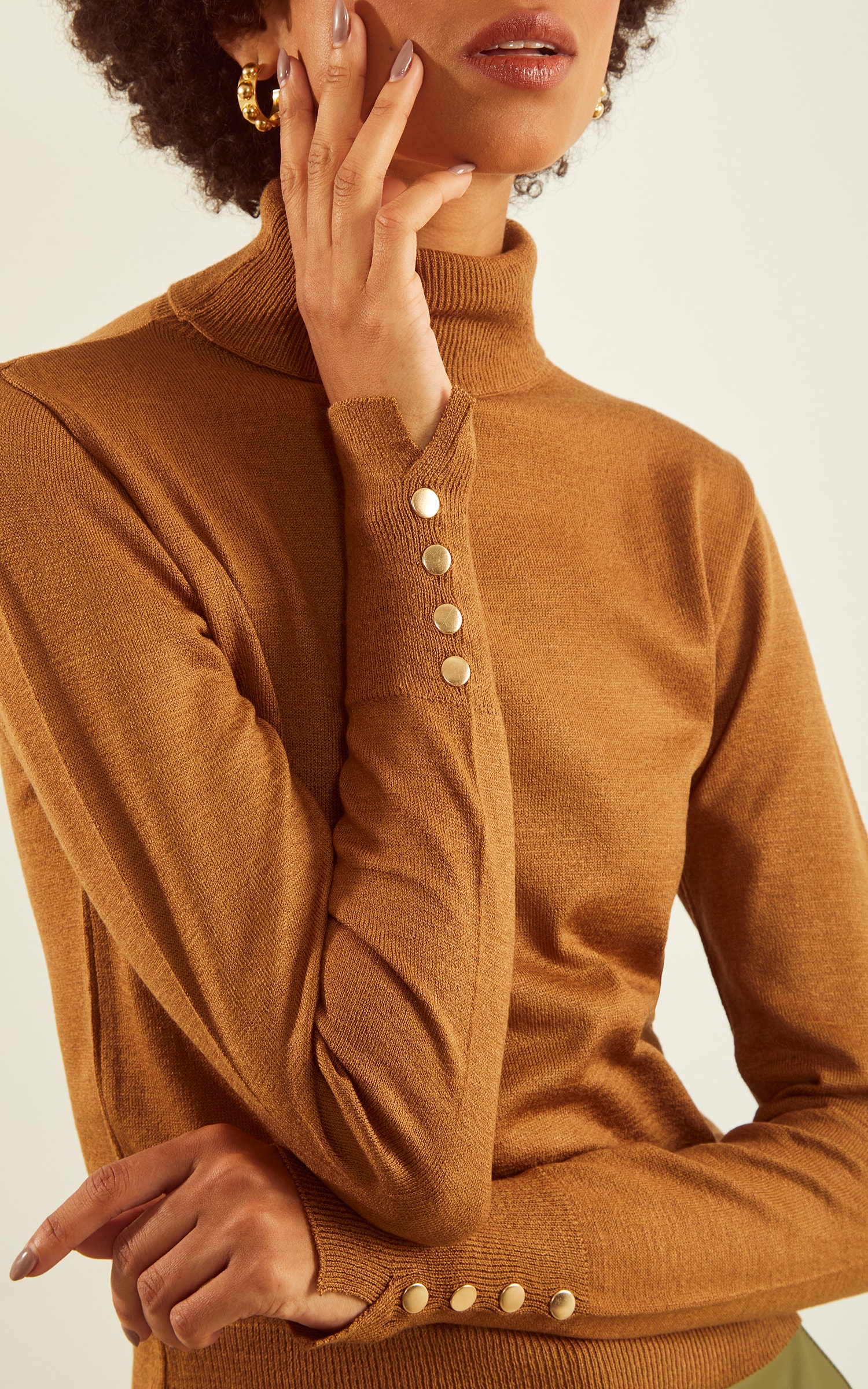 Blusa Tricot Punho Botões Caramelo