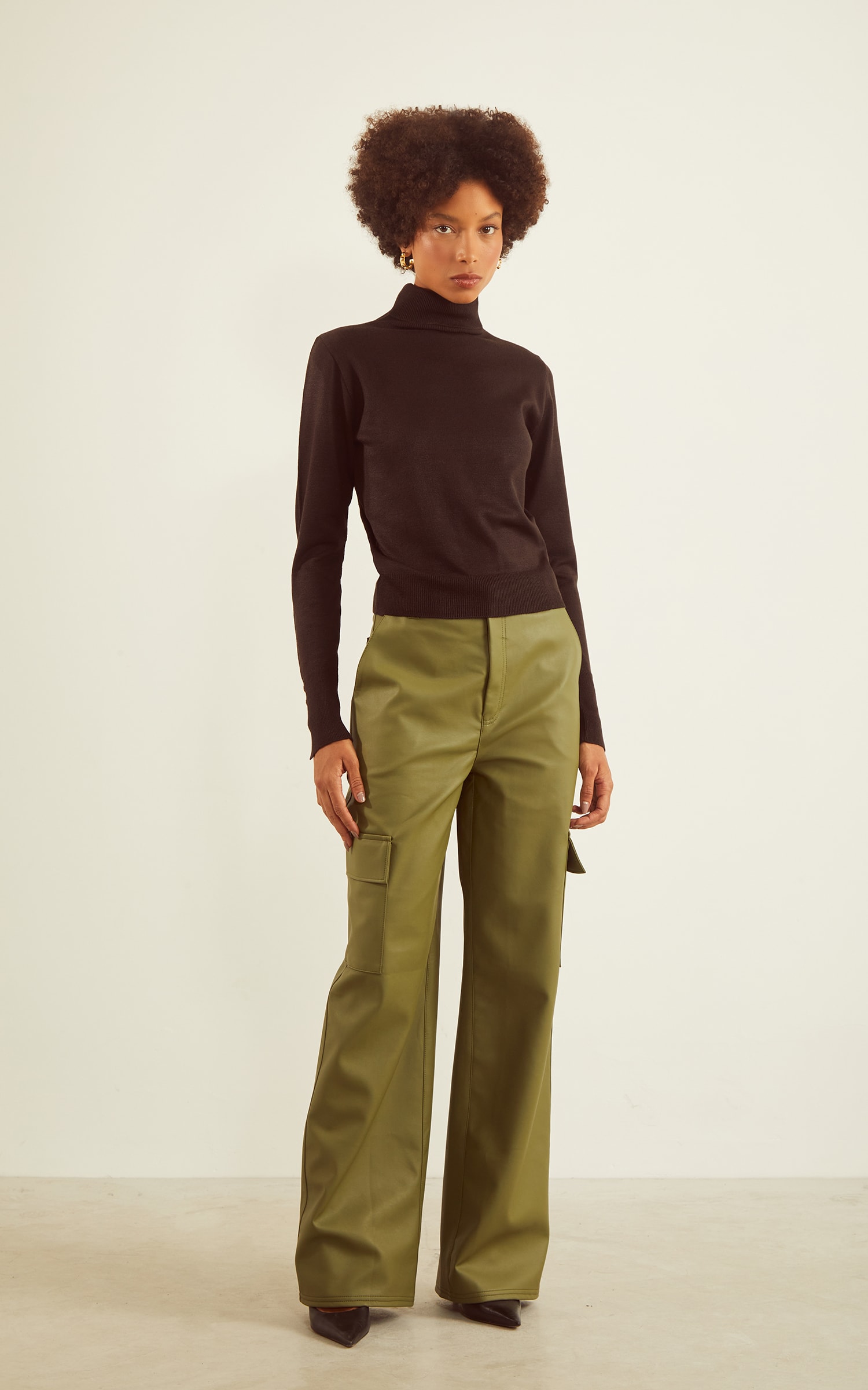 Blusa Tricot Punho Botões Preto