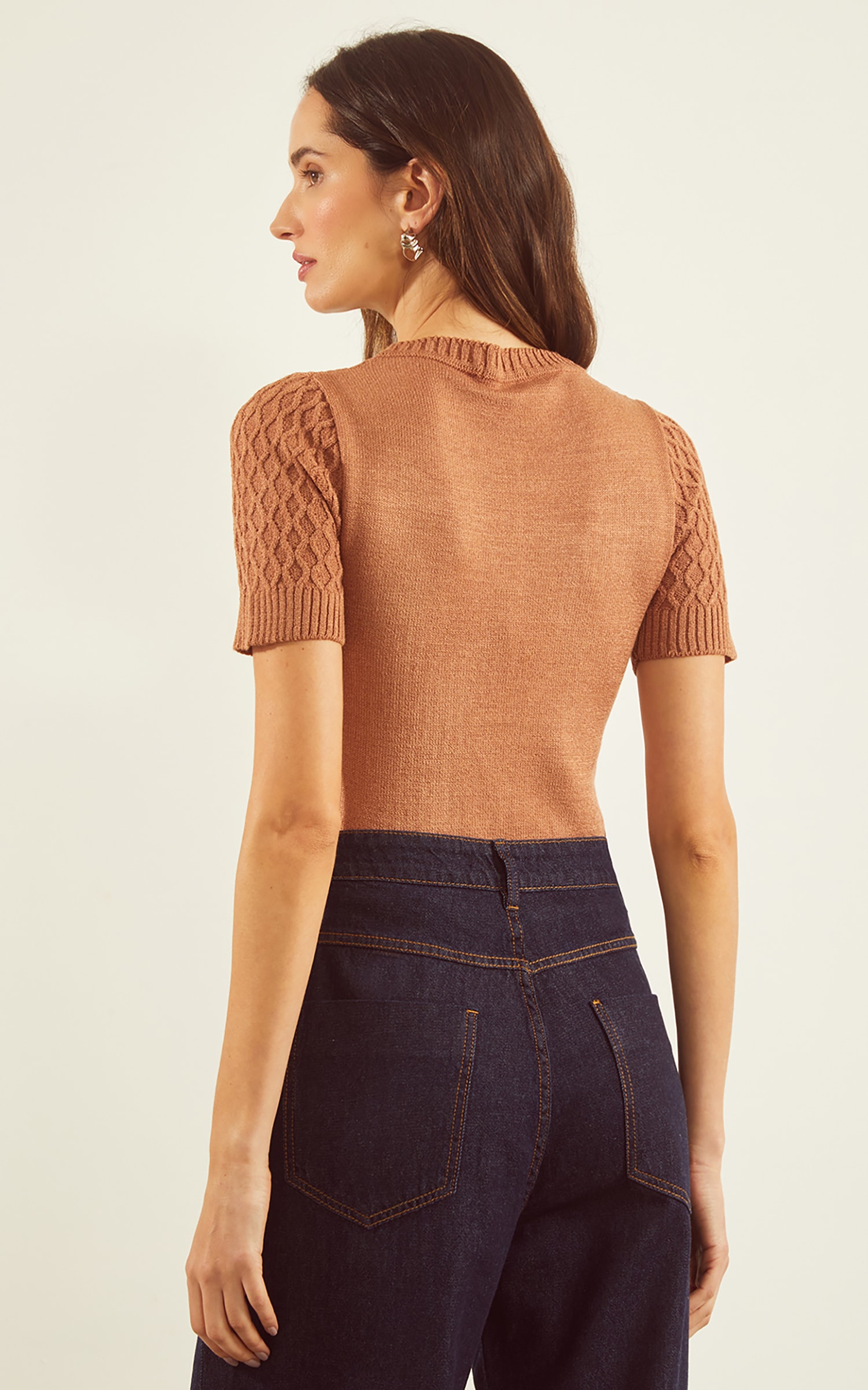 Blusa Tricot Trançada Frente Amêndoa