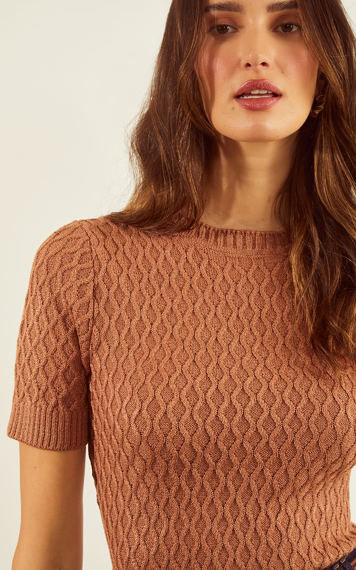 Blusa Tricot Trançada Frente Amêndoa