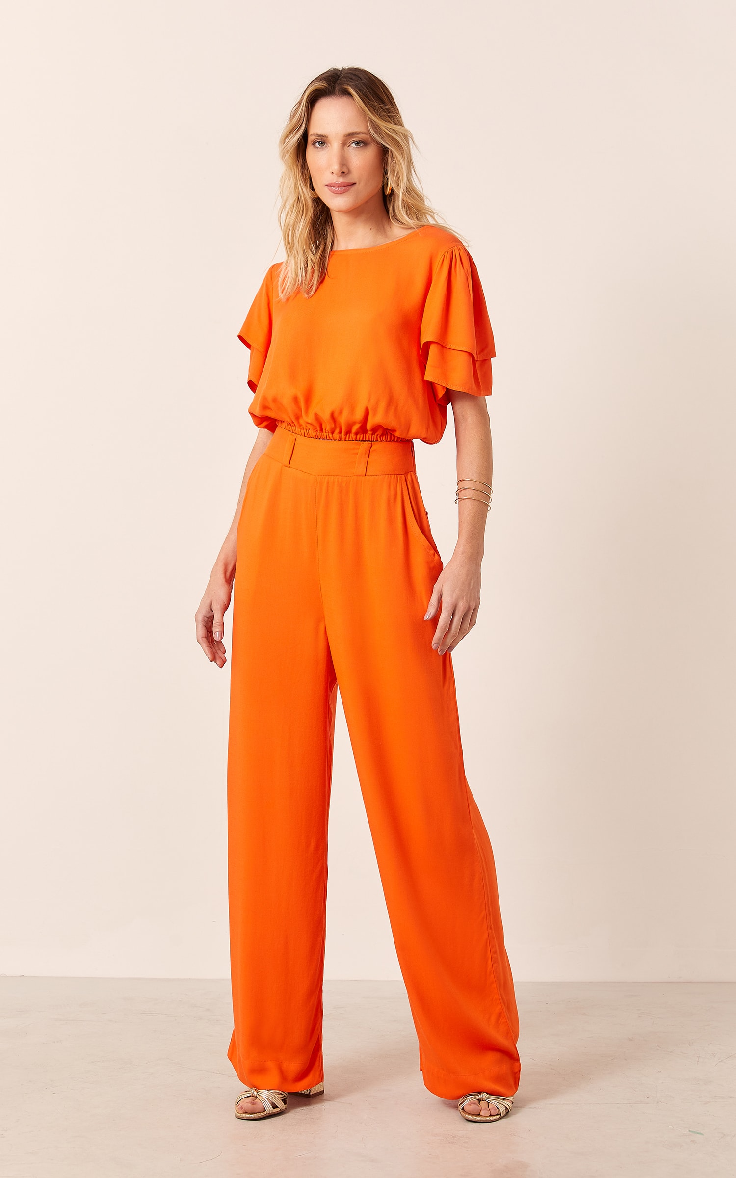 Blusa Viver Detalhe Manga Coral