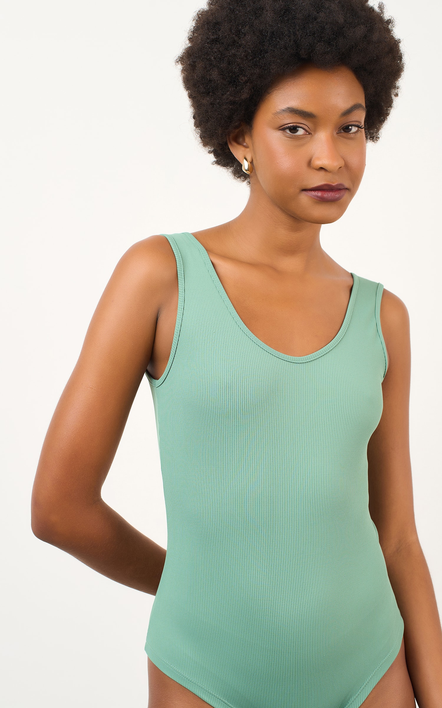 Body Basic Canelado Verde Salvia