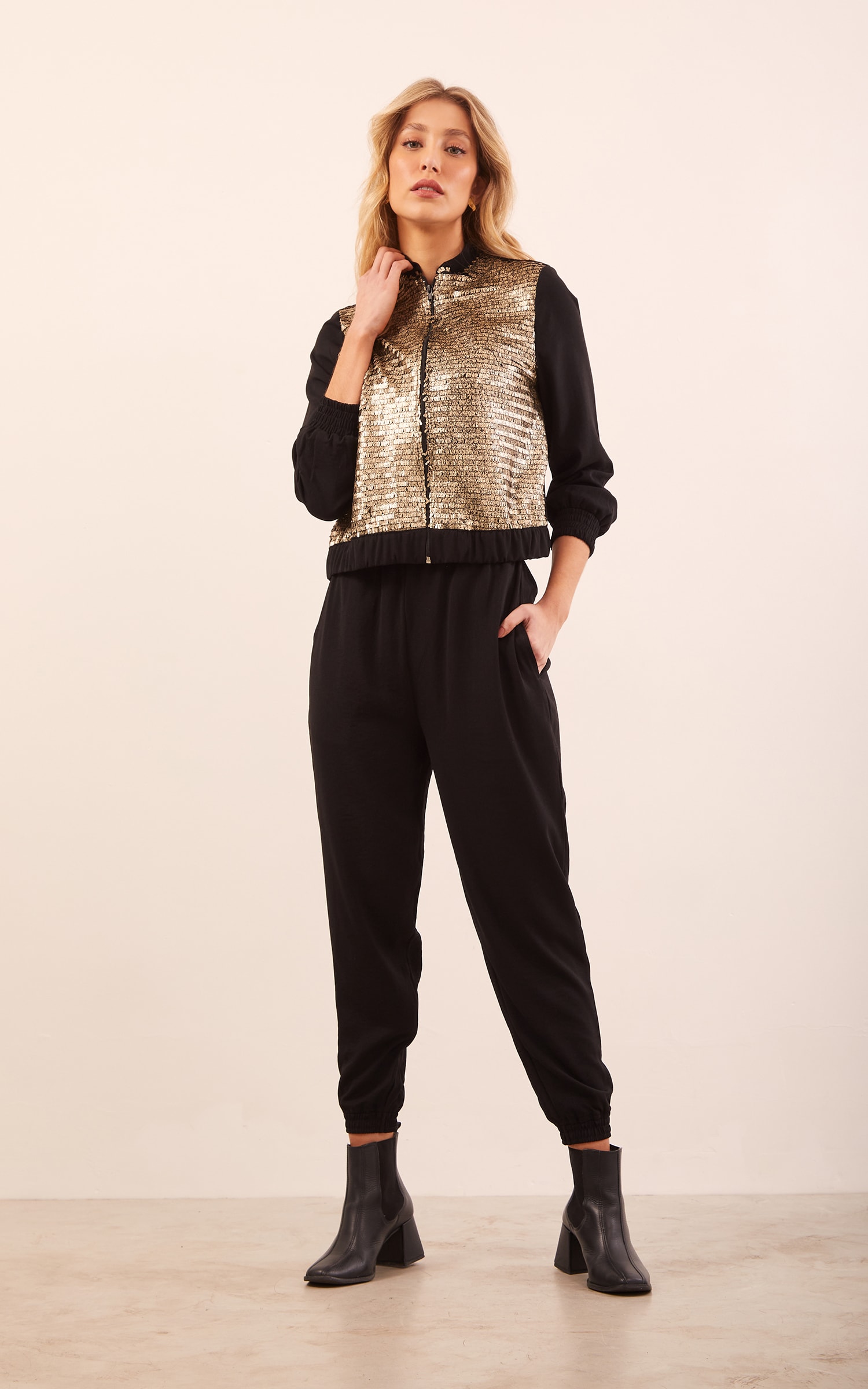 Bomber Golden Dourado