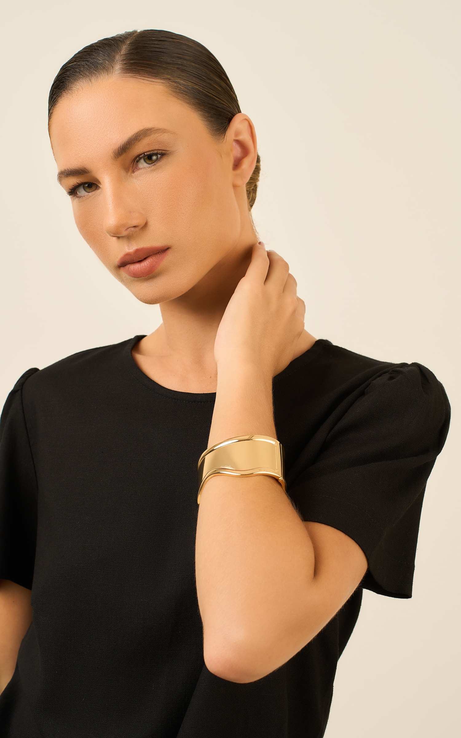 Bracelete Organico Curvas Dourado