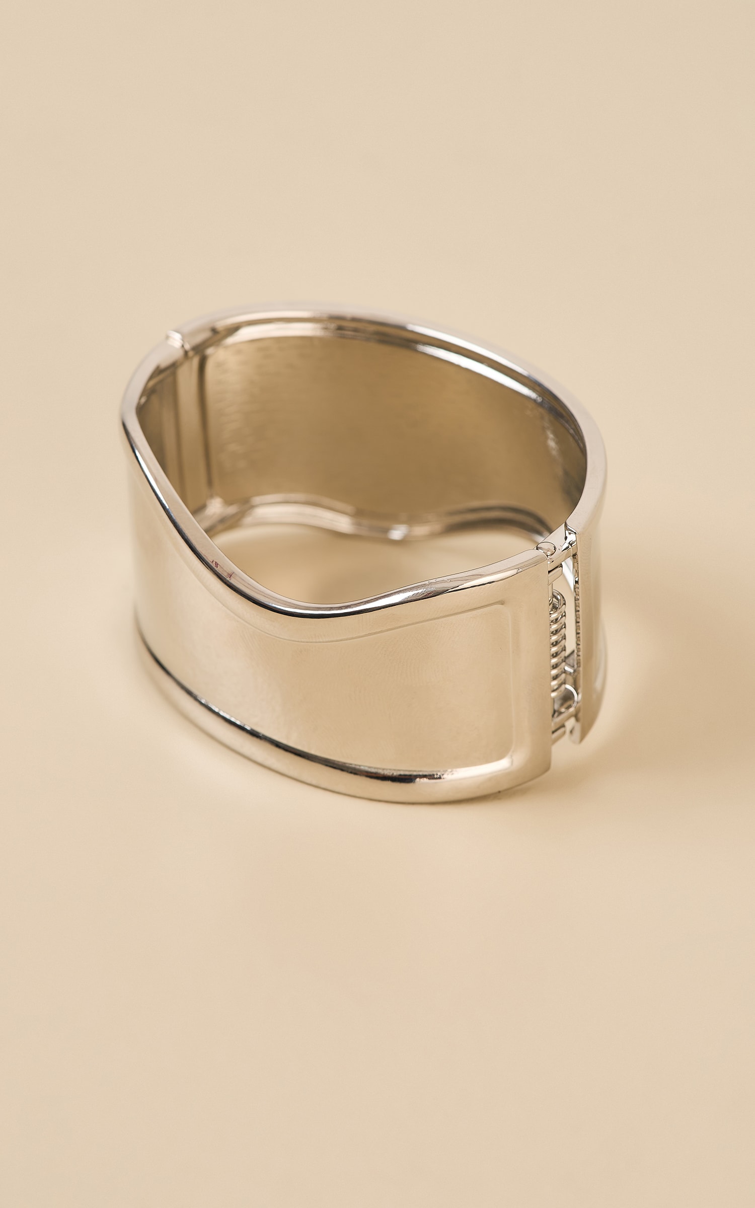 Bracelete Organico Curvas Niquelado