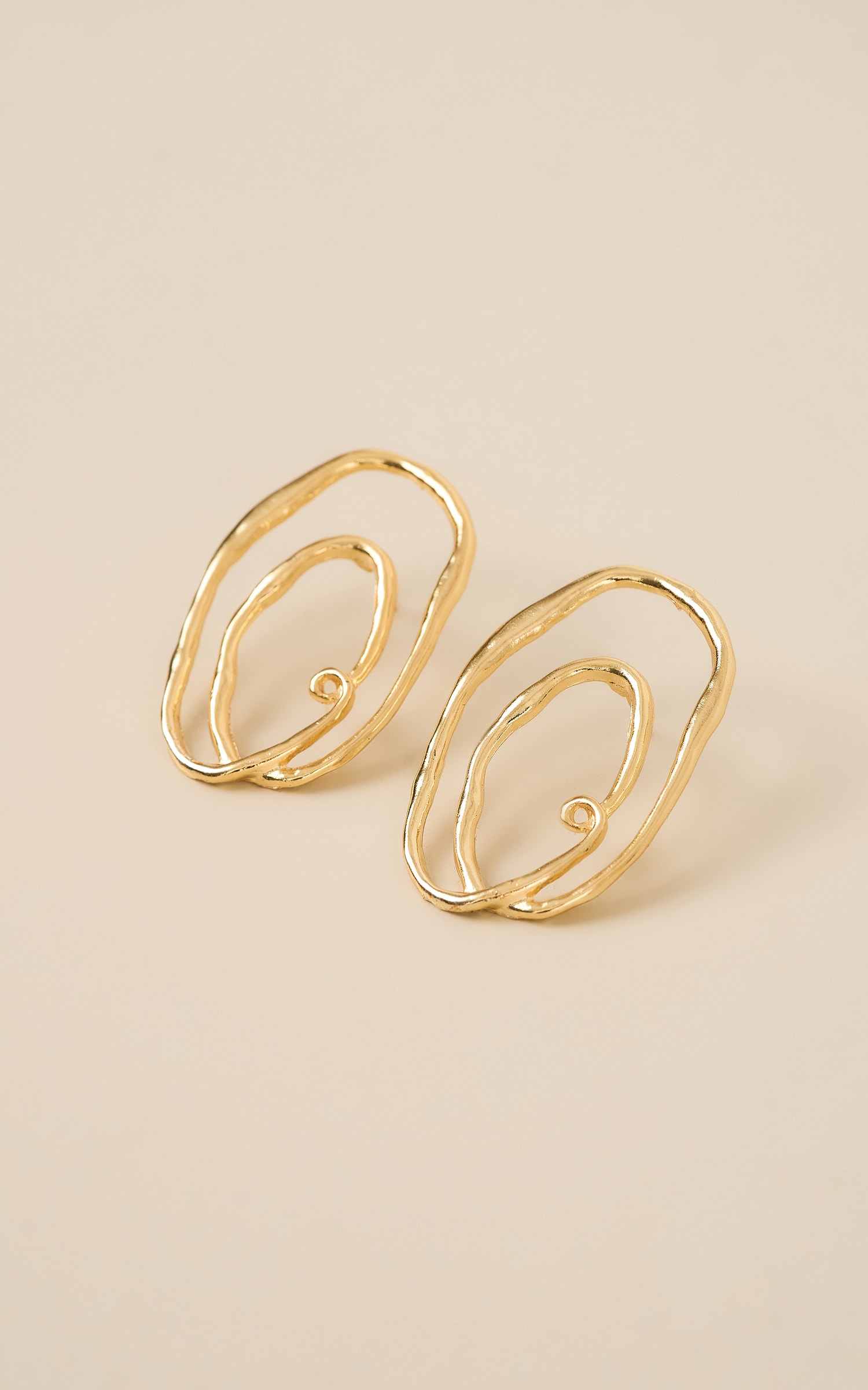Brinco Espiral Dourado