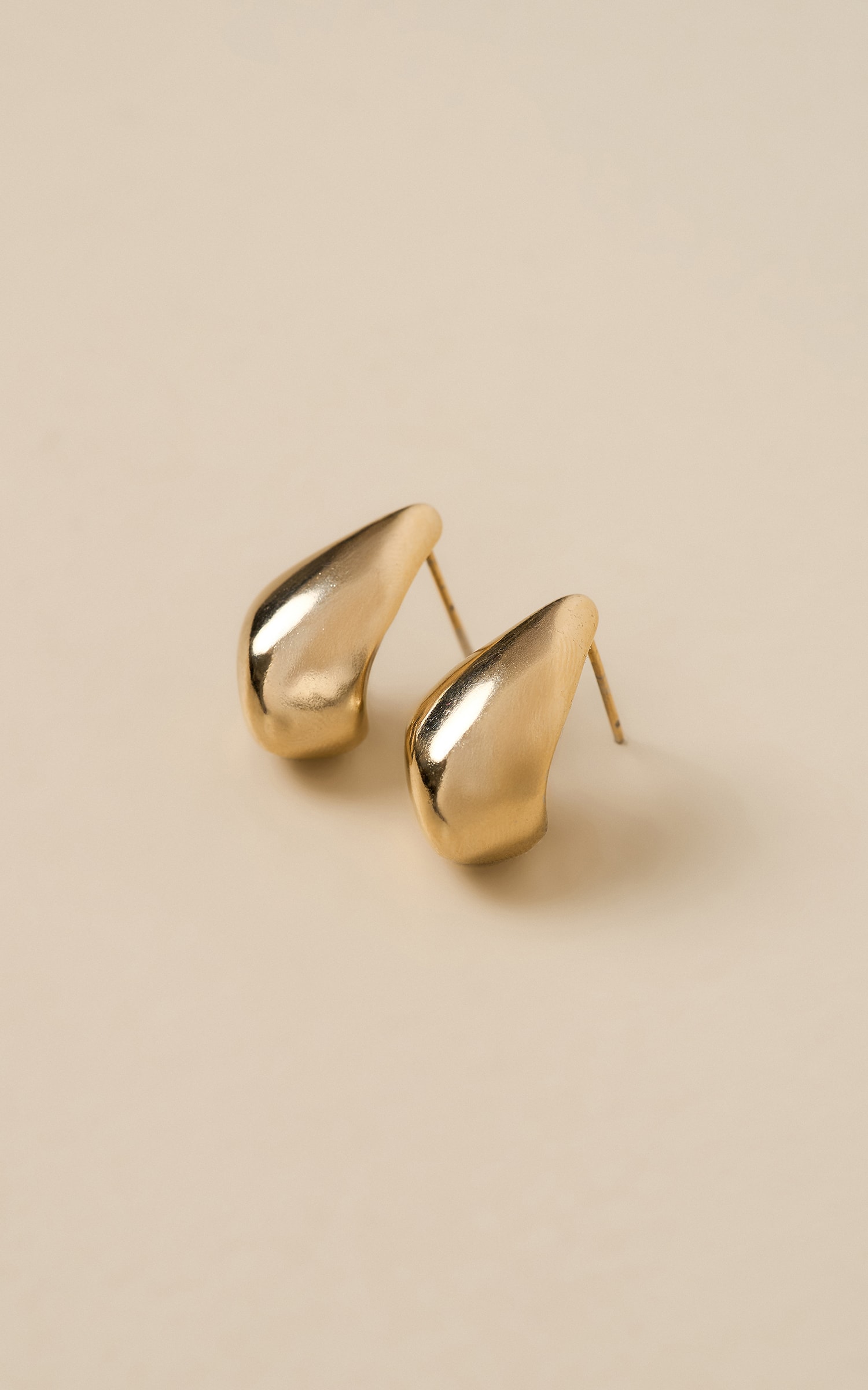Brinco Gota Dourado