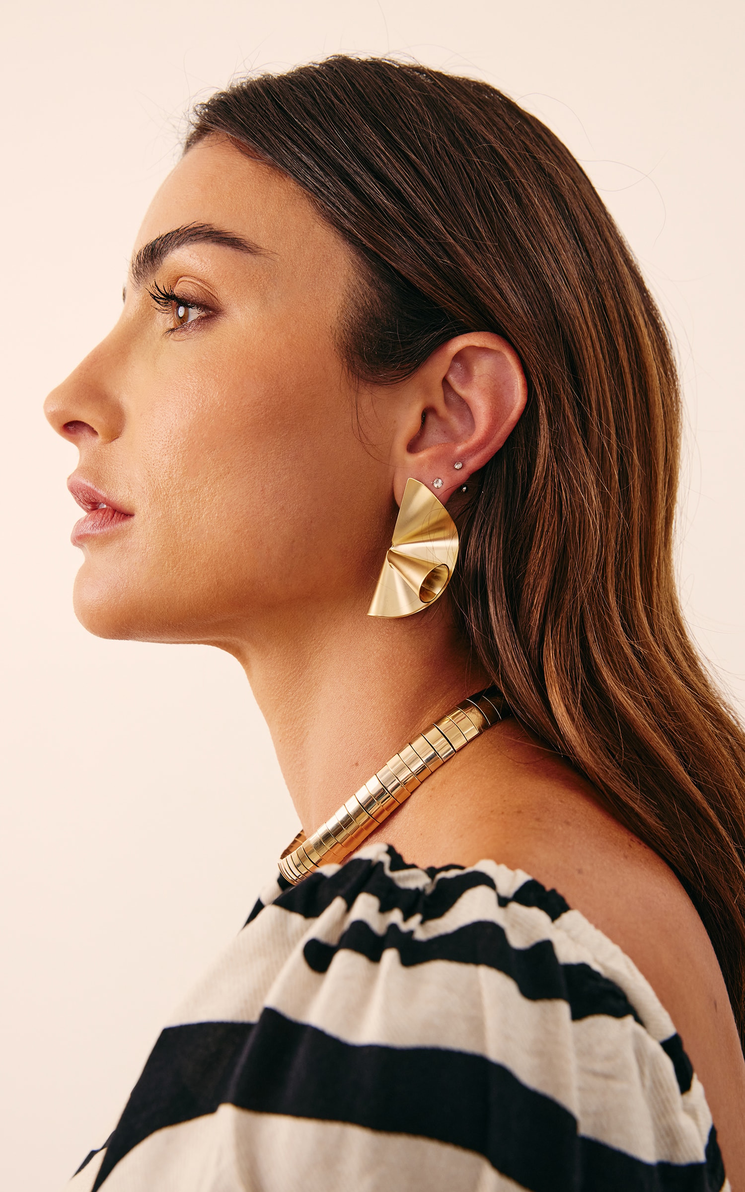 Brinco Meia Lua Dourado
