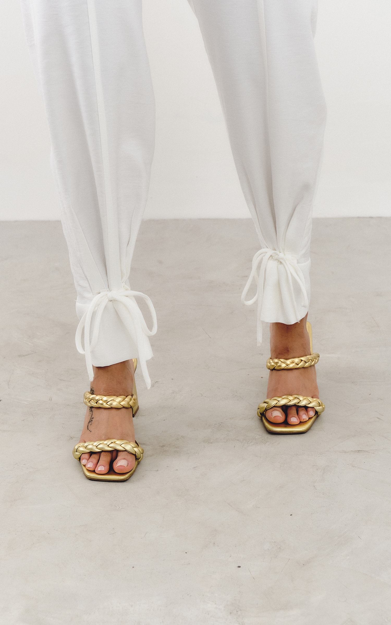 Calça Amarração Self Off White