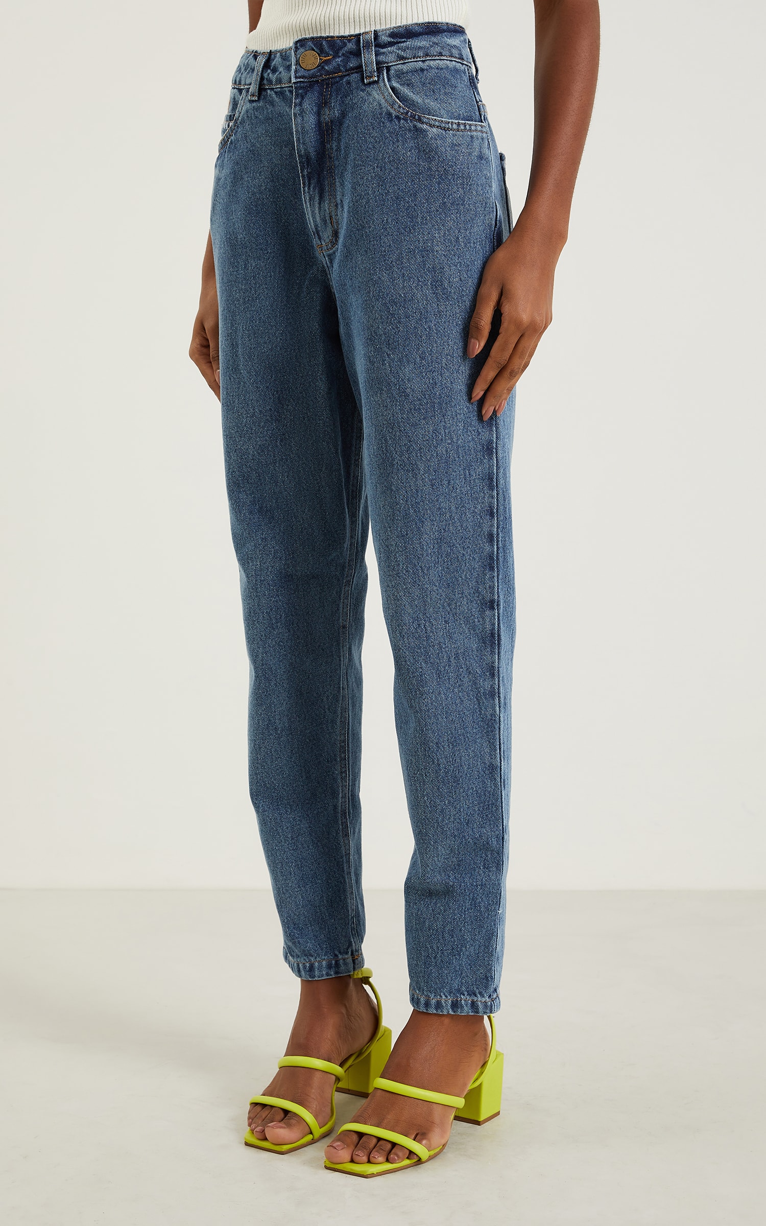 Calça Bordada Jeans Escuro