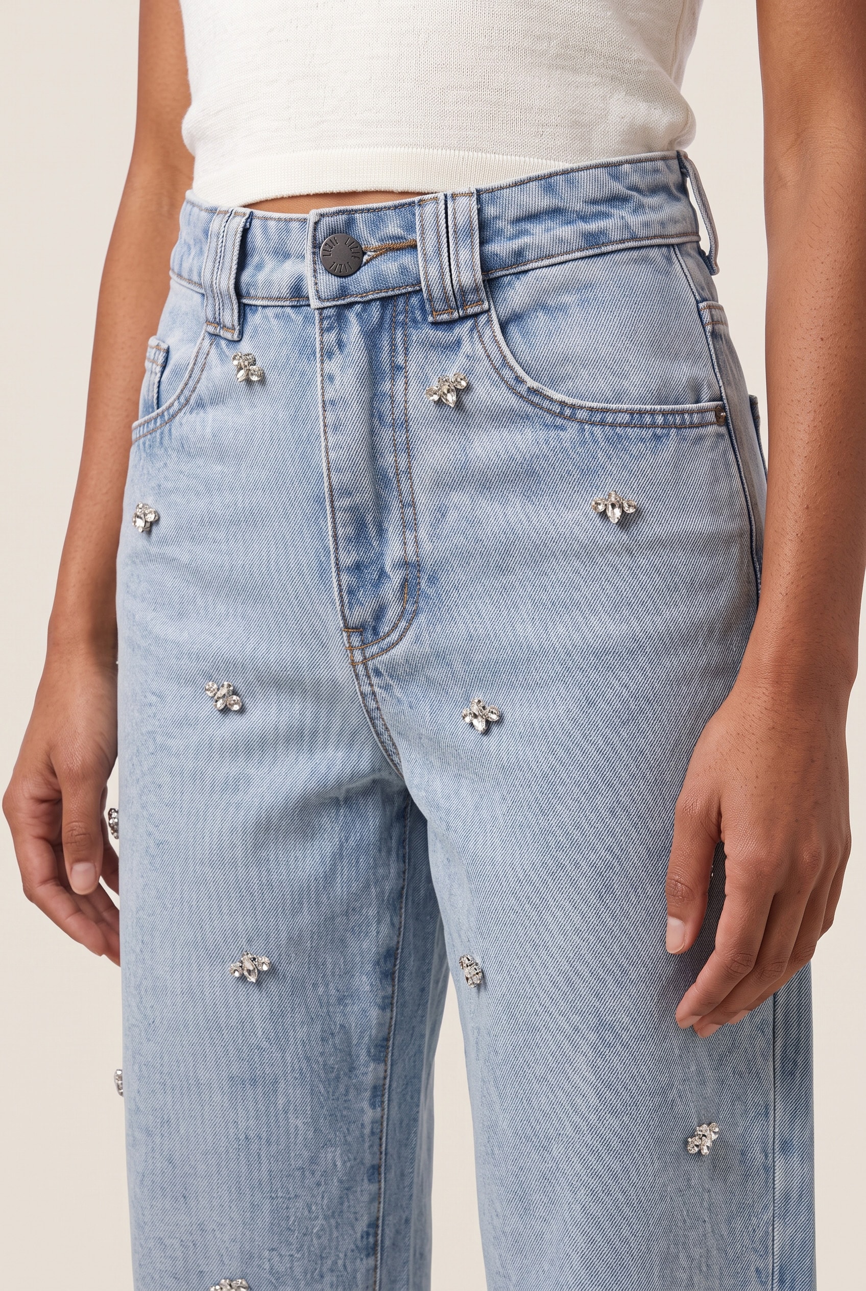 Calça Bordado Jeans Claro