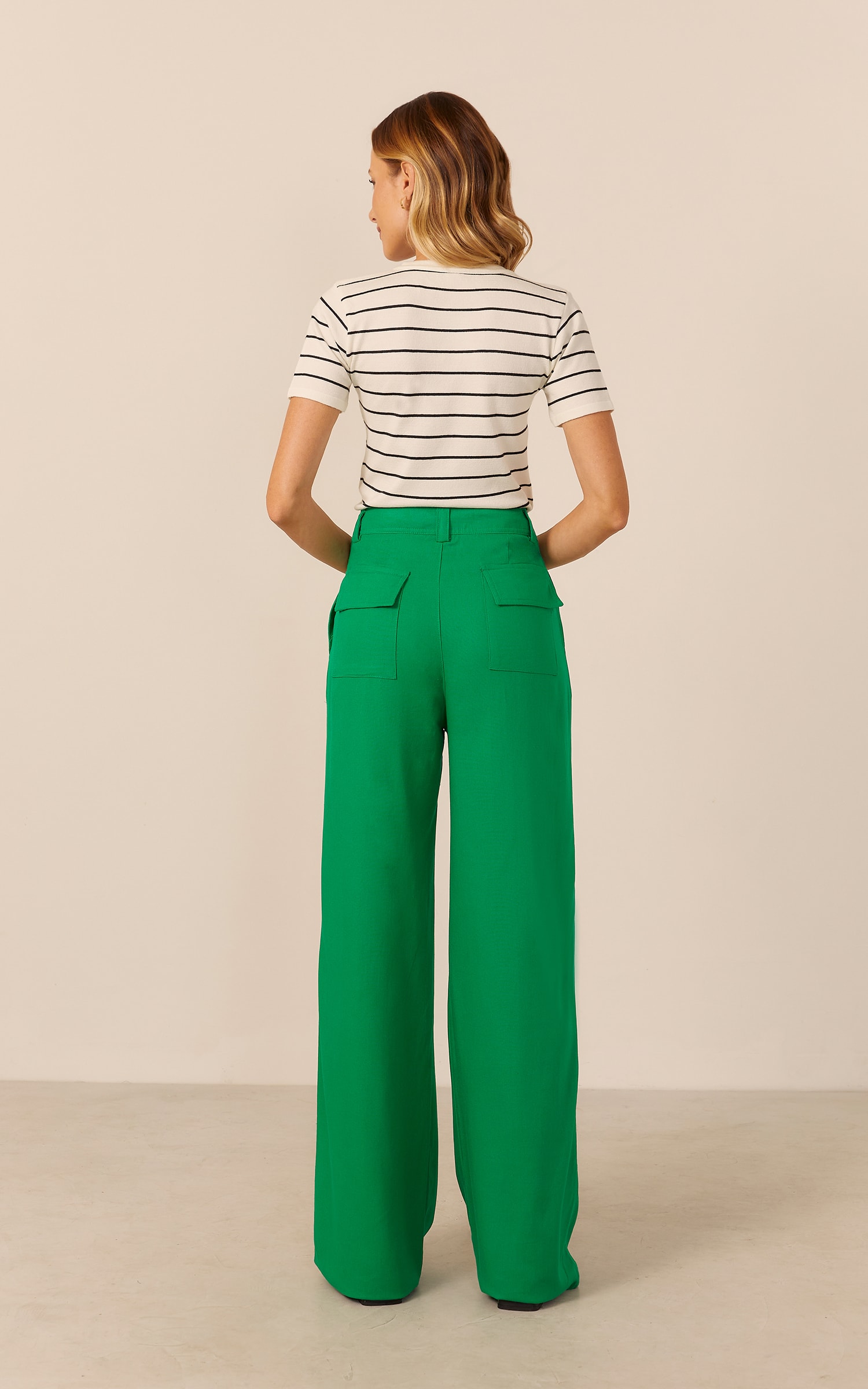 Calça Caminhos Bolso Verde Bandeira