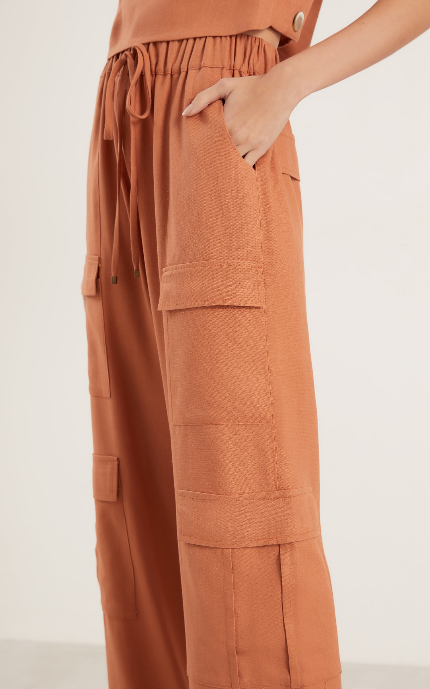 Calça Cargo Aldeia Caramelo