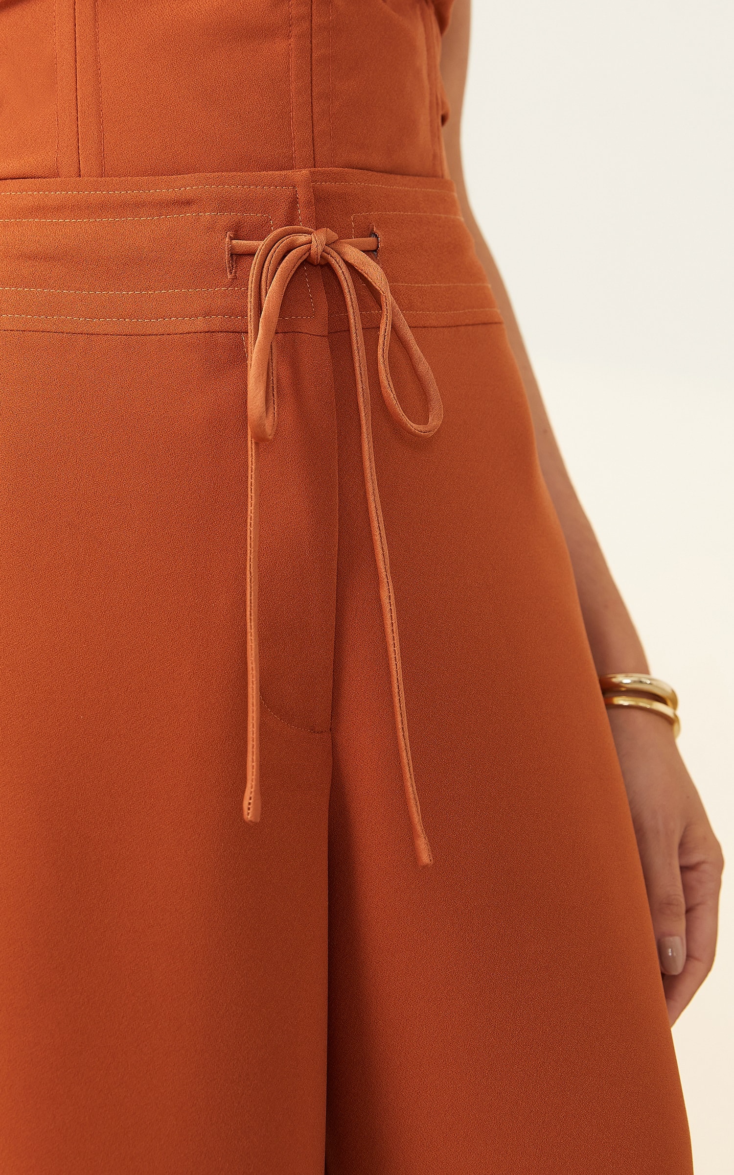 Calça Cargo Deluxe Caramelo