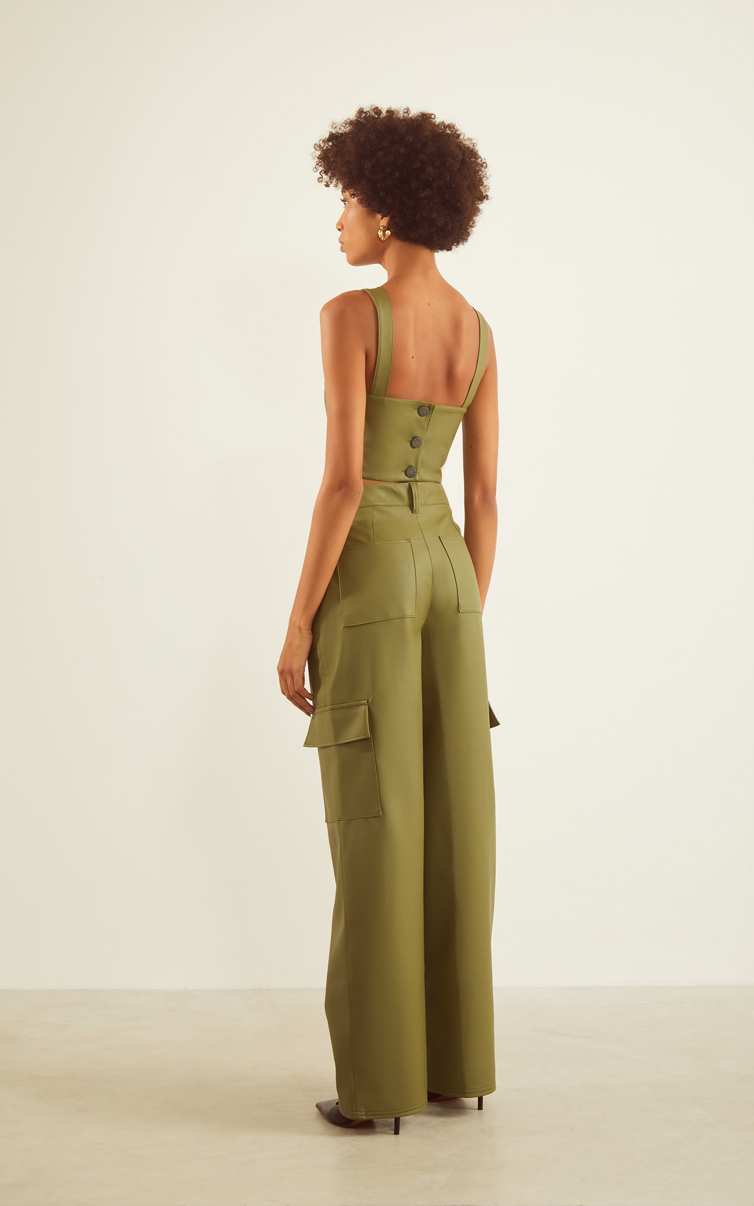 Calça Cargo like leather Verde Militar