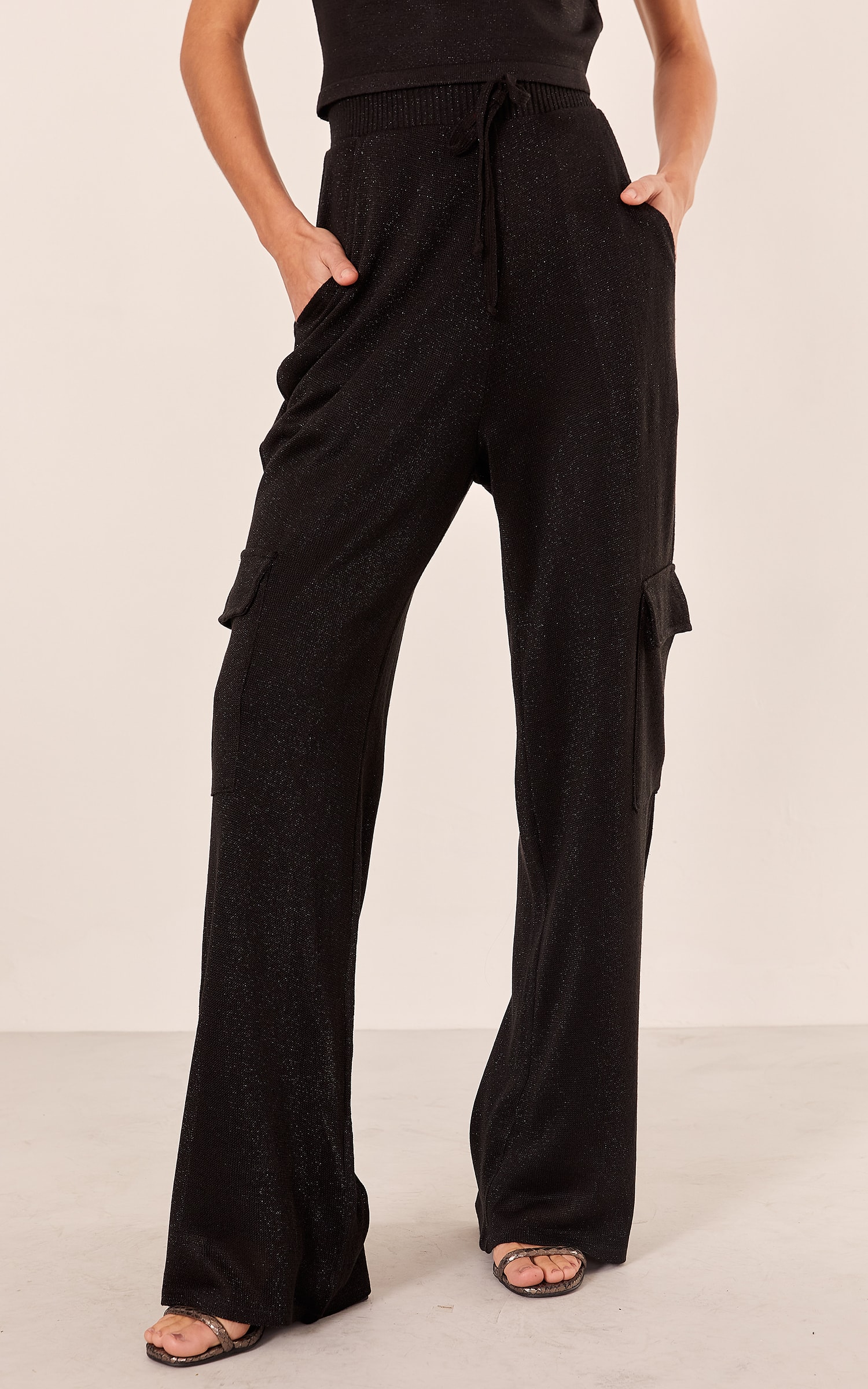 Calça Cargo Tricot Lurex Preto