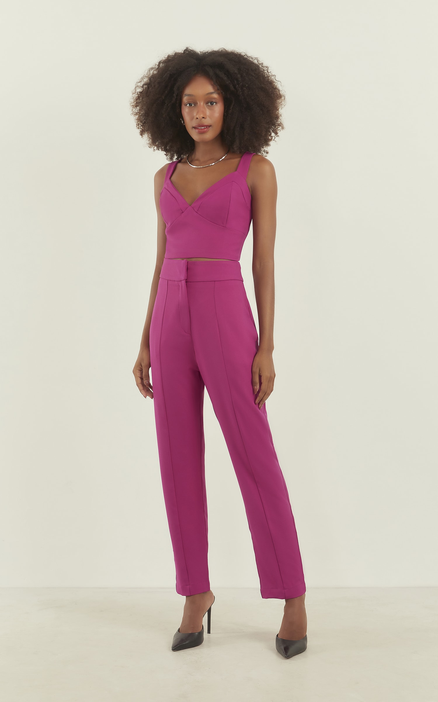 Calça Cenoura Dalia Fúcsia