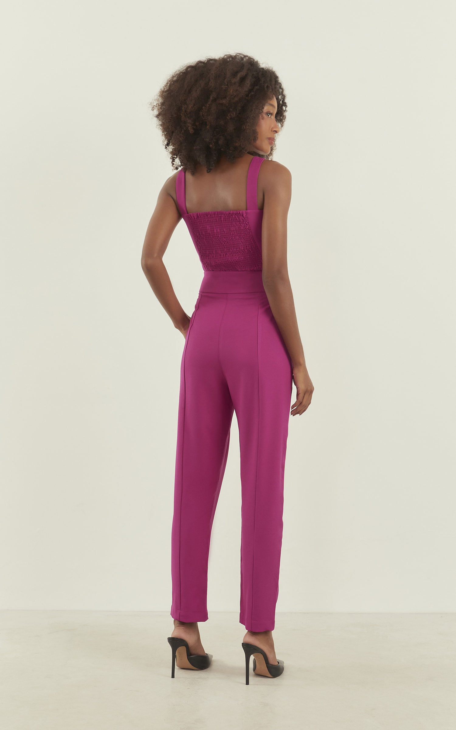 Calça Cenoura Dalia Fúcsia