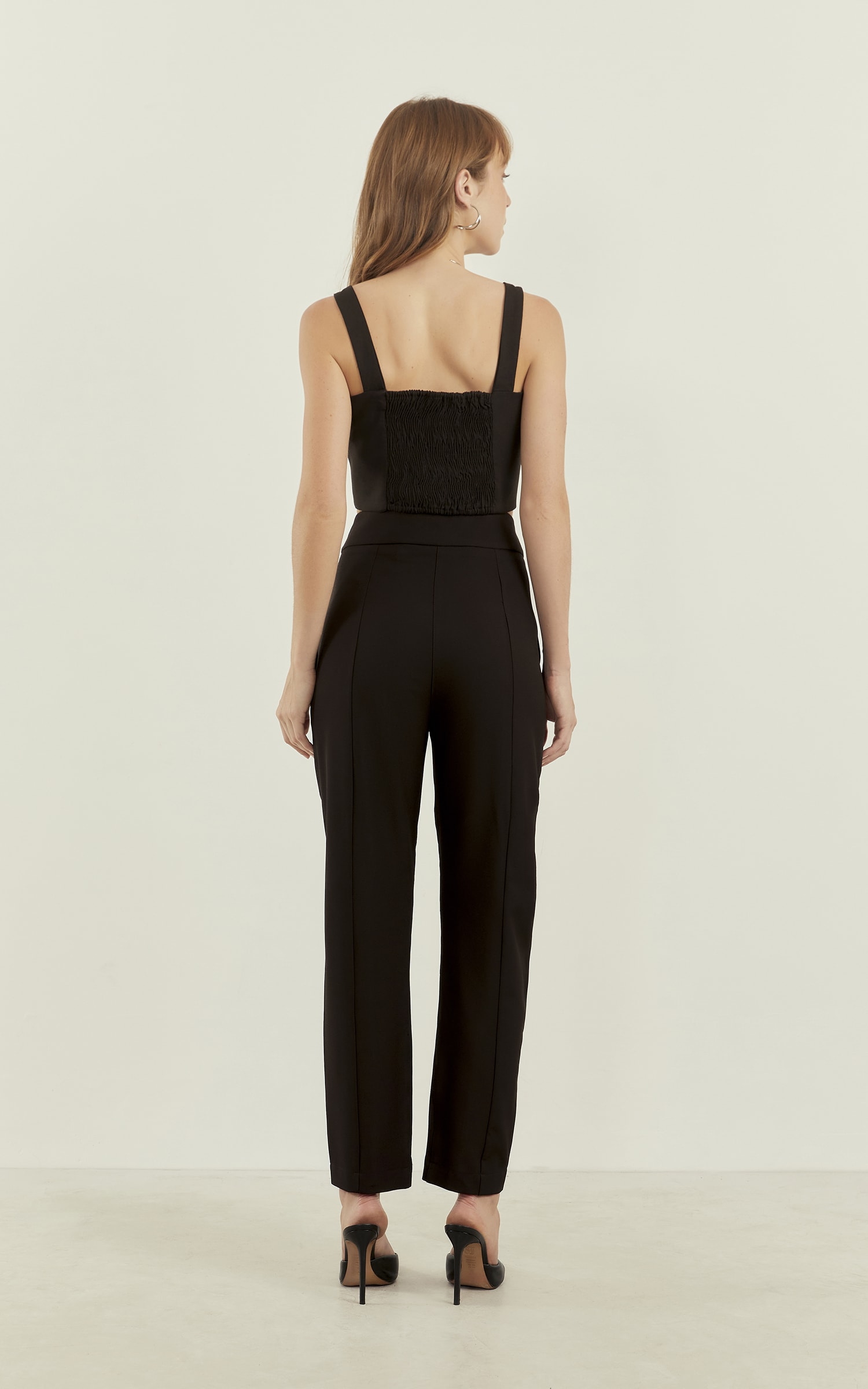 Calça Cenoura Dalia Preto