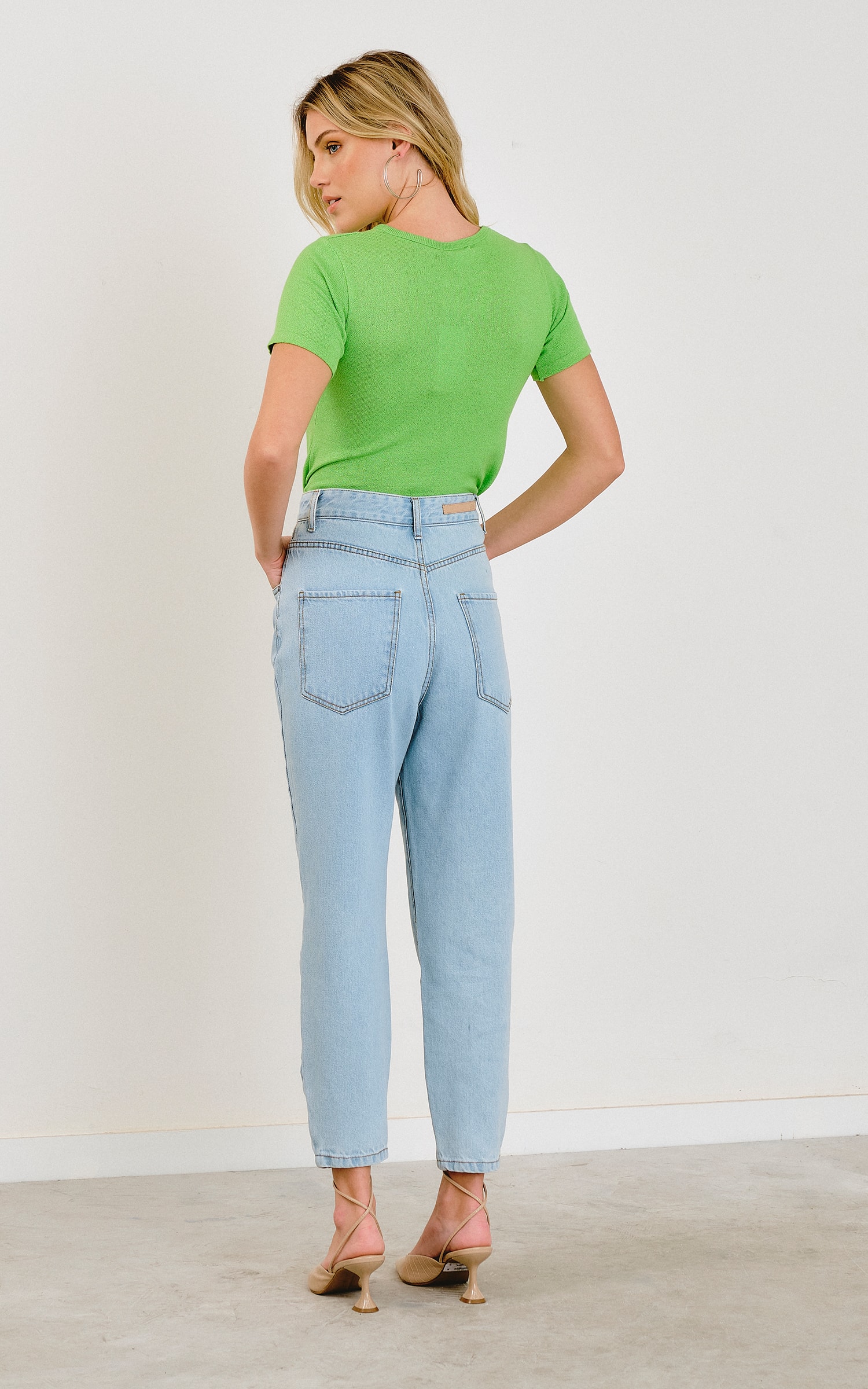 Calça Cenoura Jeans