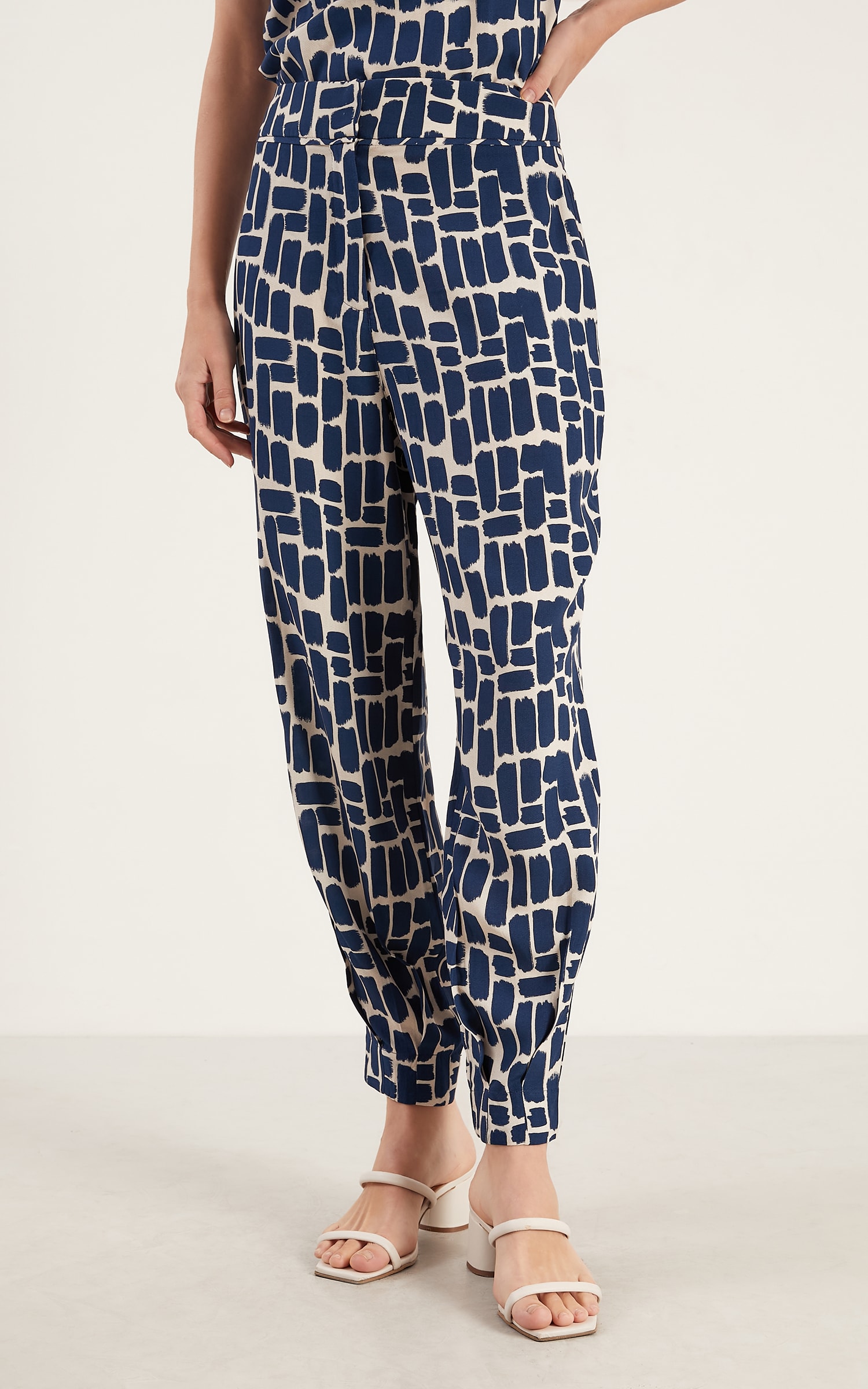 Calça Cenoura Marine Azul
