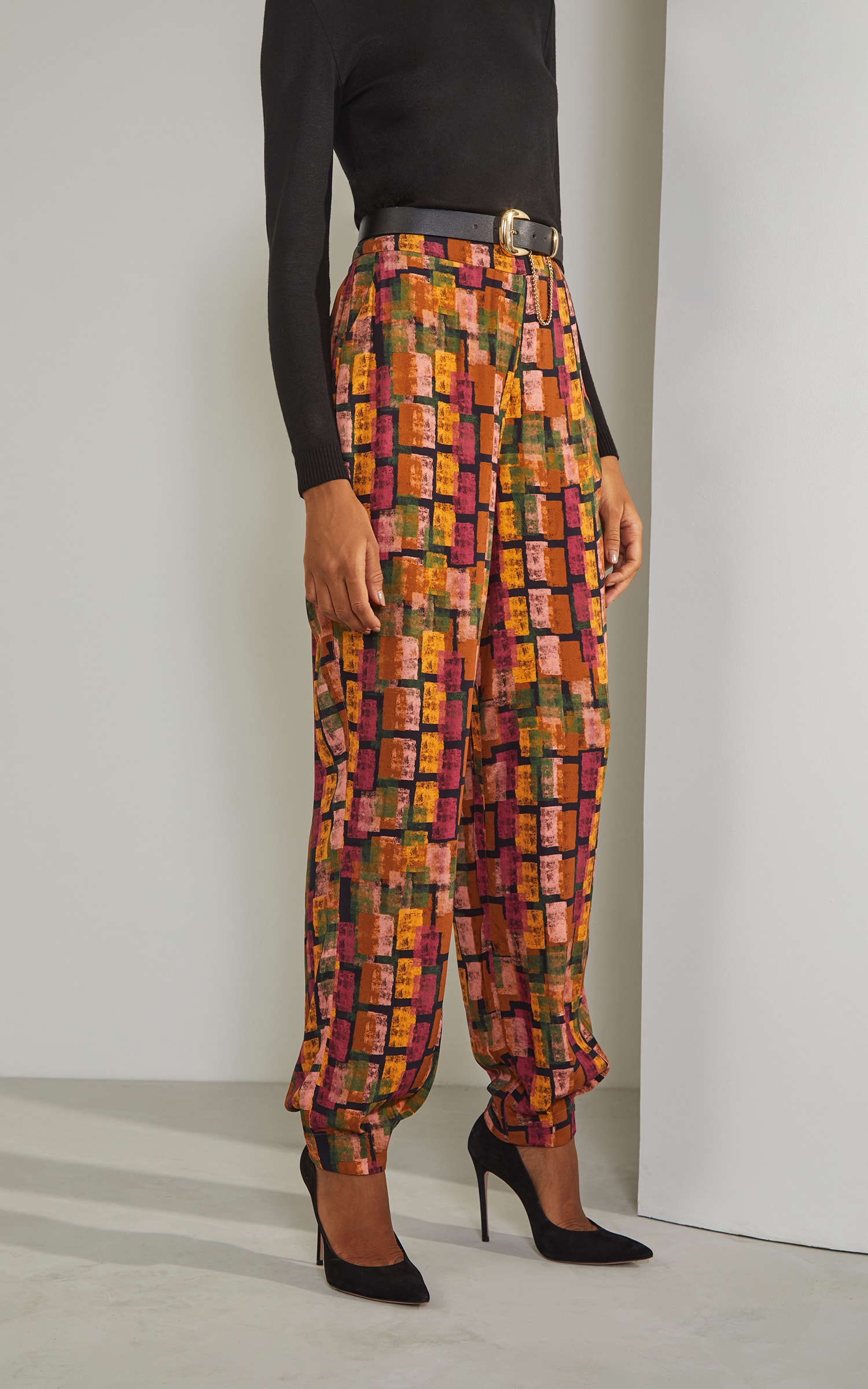 Calça Cenoura Mosaico Preto