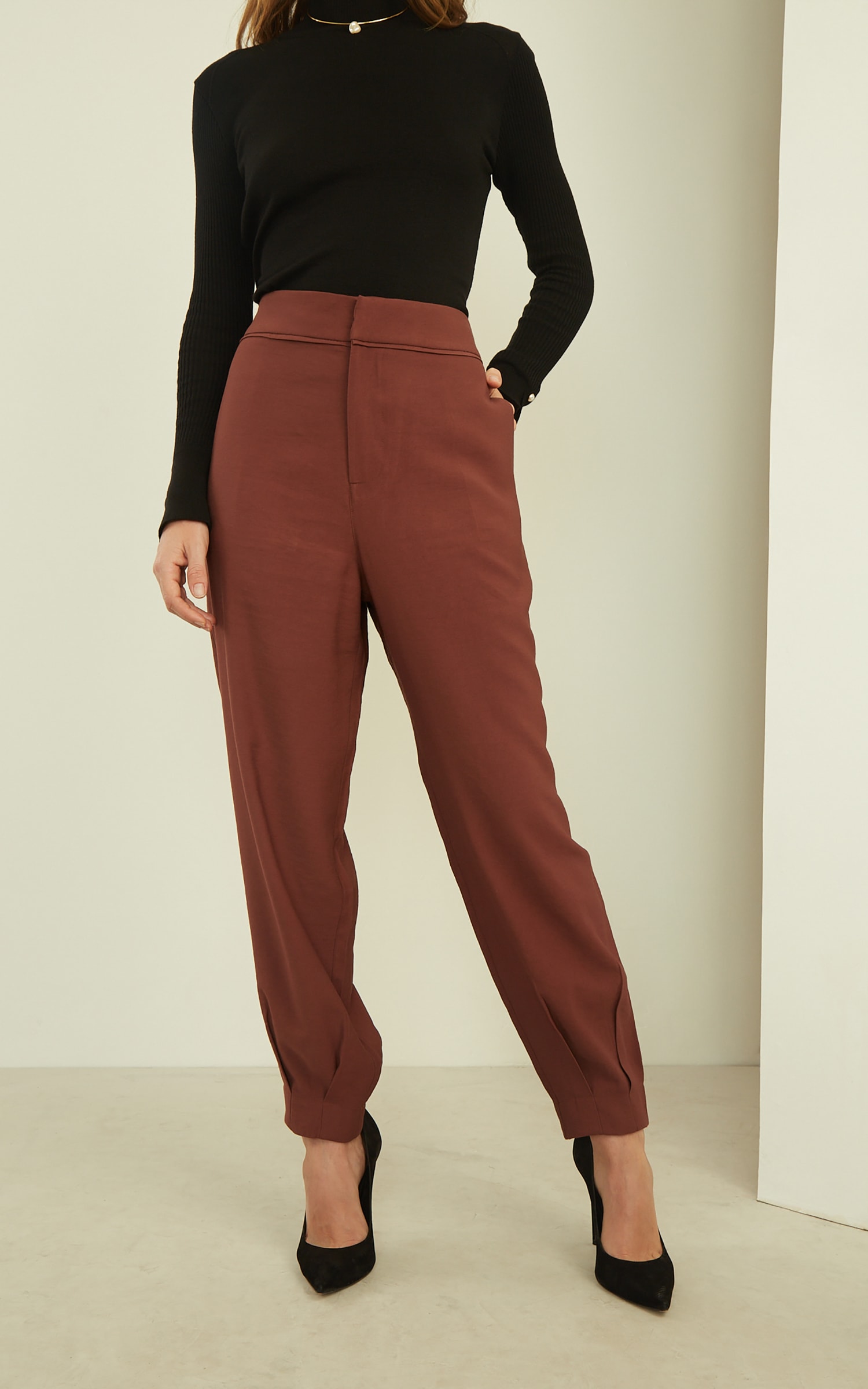 Calça Cenoura Paris Marrom