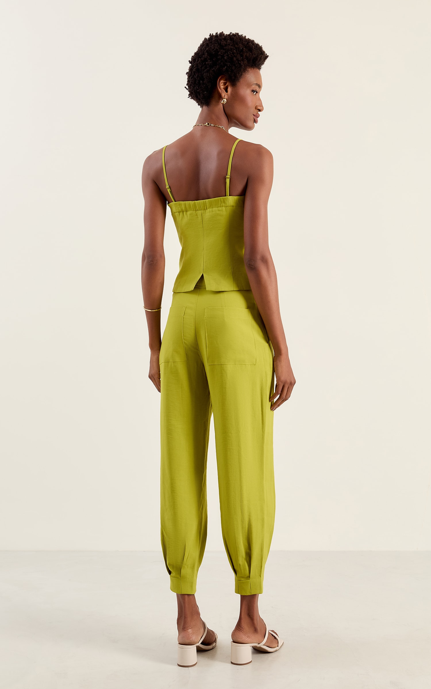 Calça Cenoura Paris Siciliano