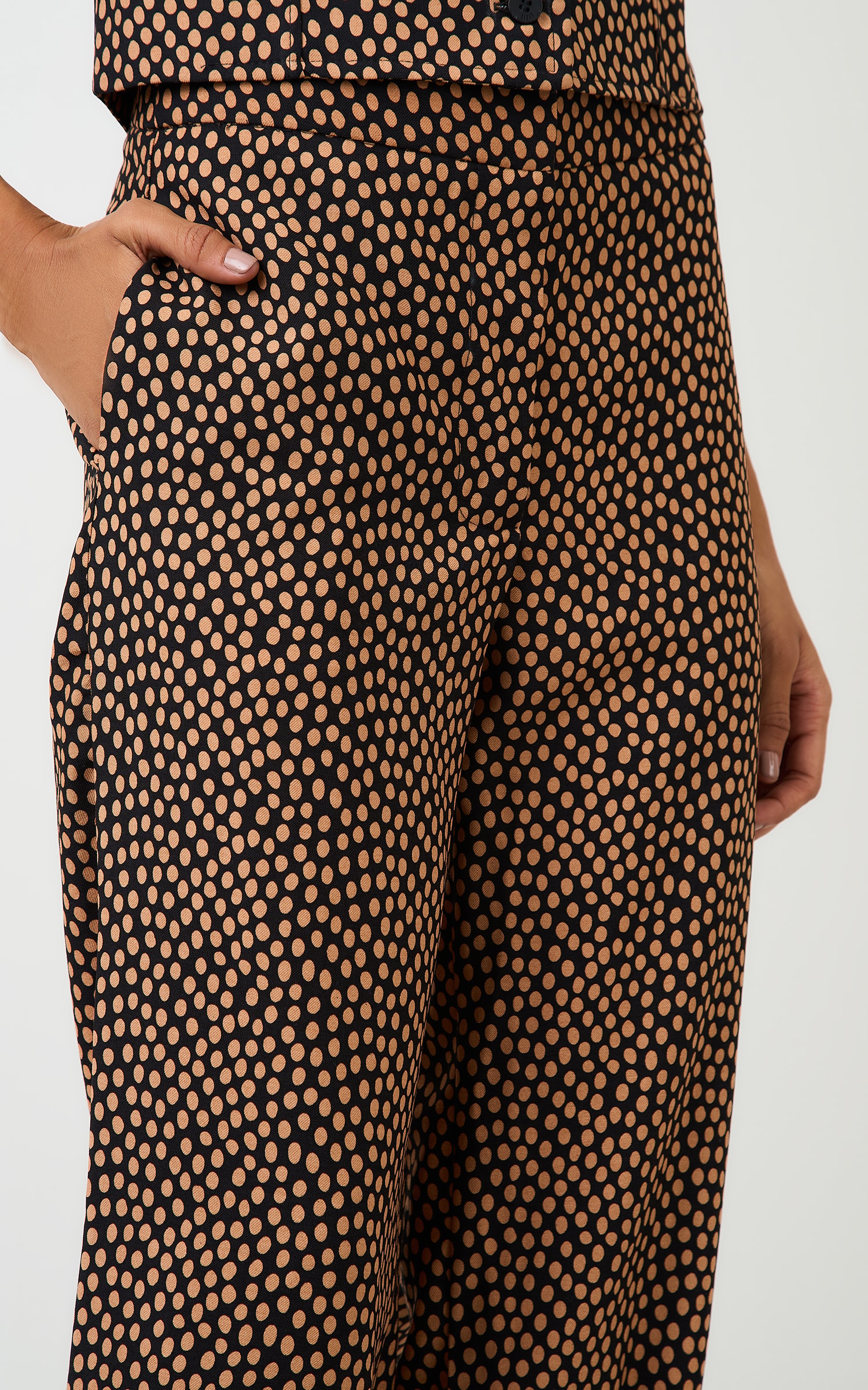 Calca Cenoura Toffee Preto