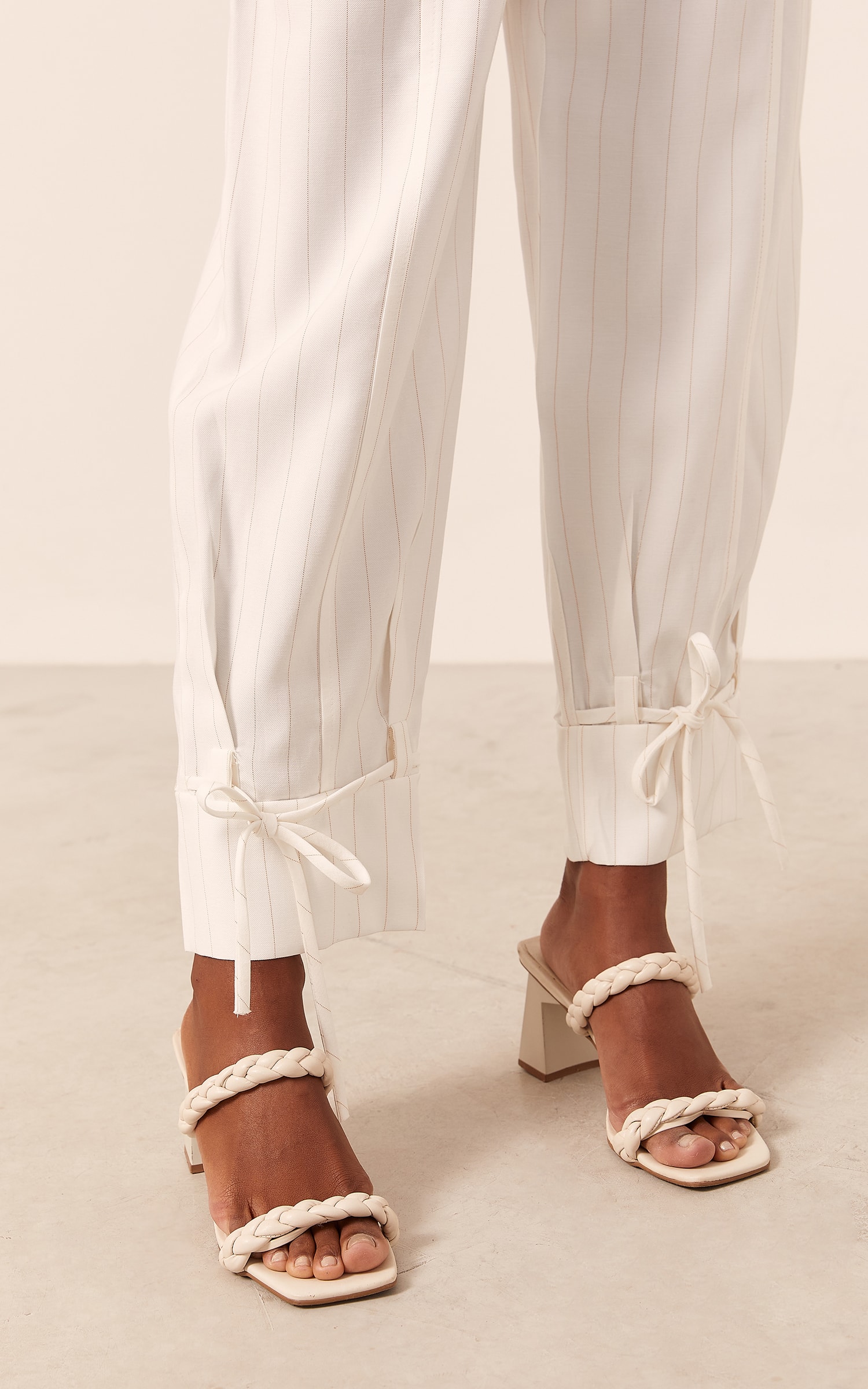 Calça Elemento Amarração Off White