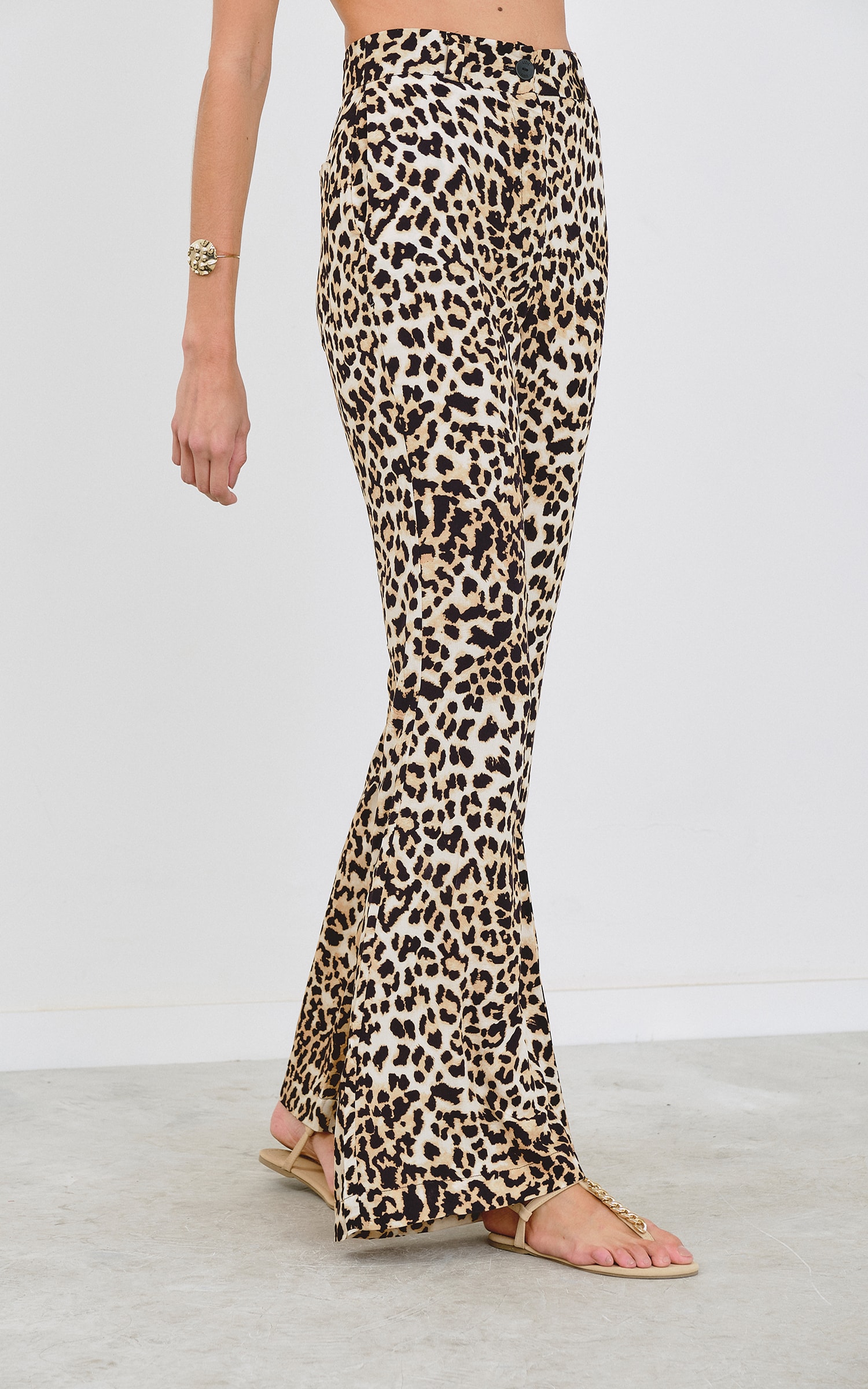 Calça Flare Felino