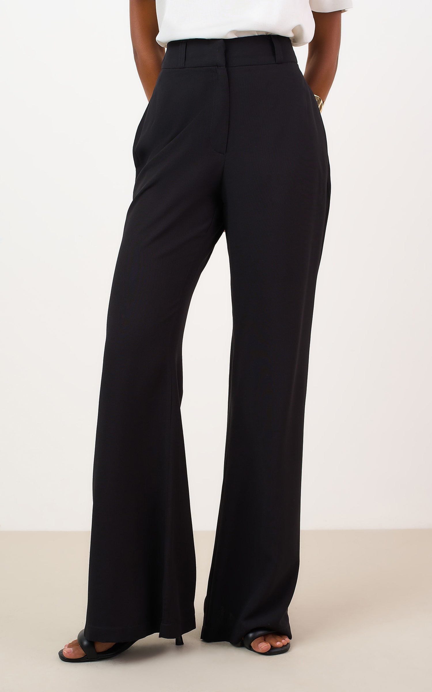 Calca Flare Latte Preto