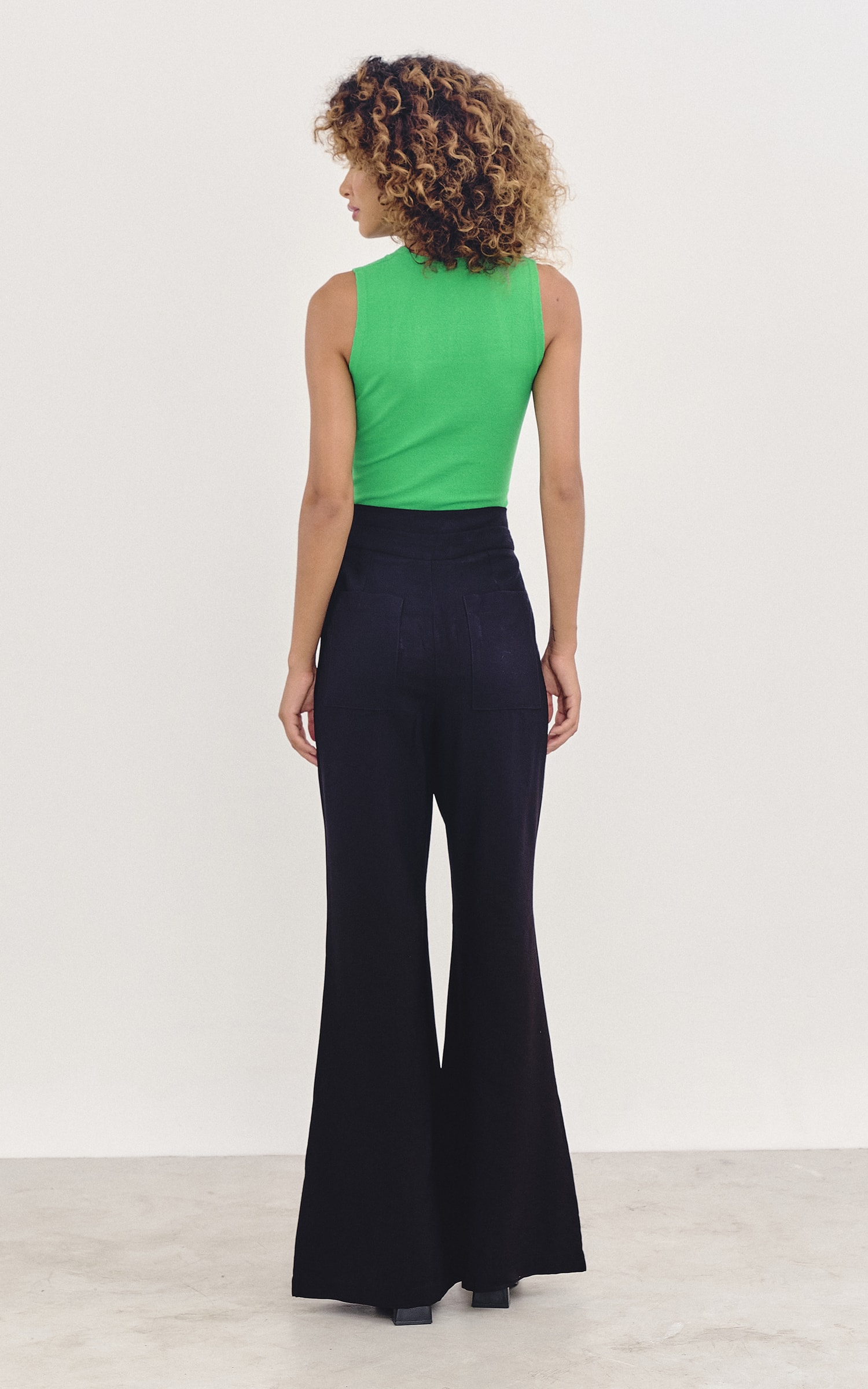Calça Flare Zíper Metal Self Preto