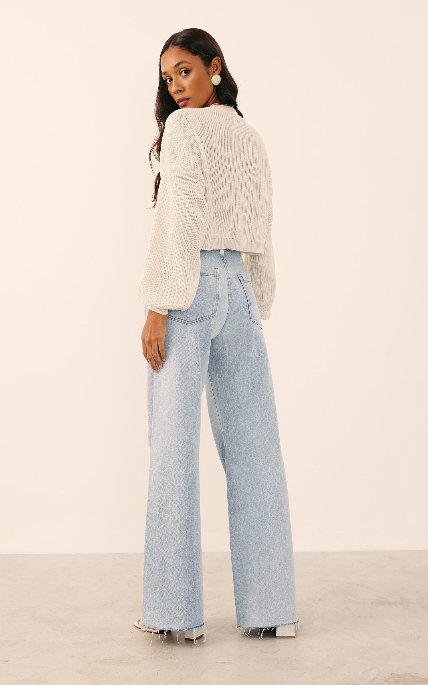 Calça Jeans Wide Leg Detalhe Like Leather Natural