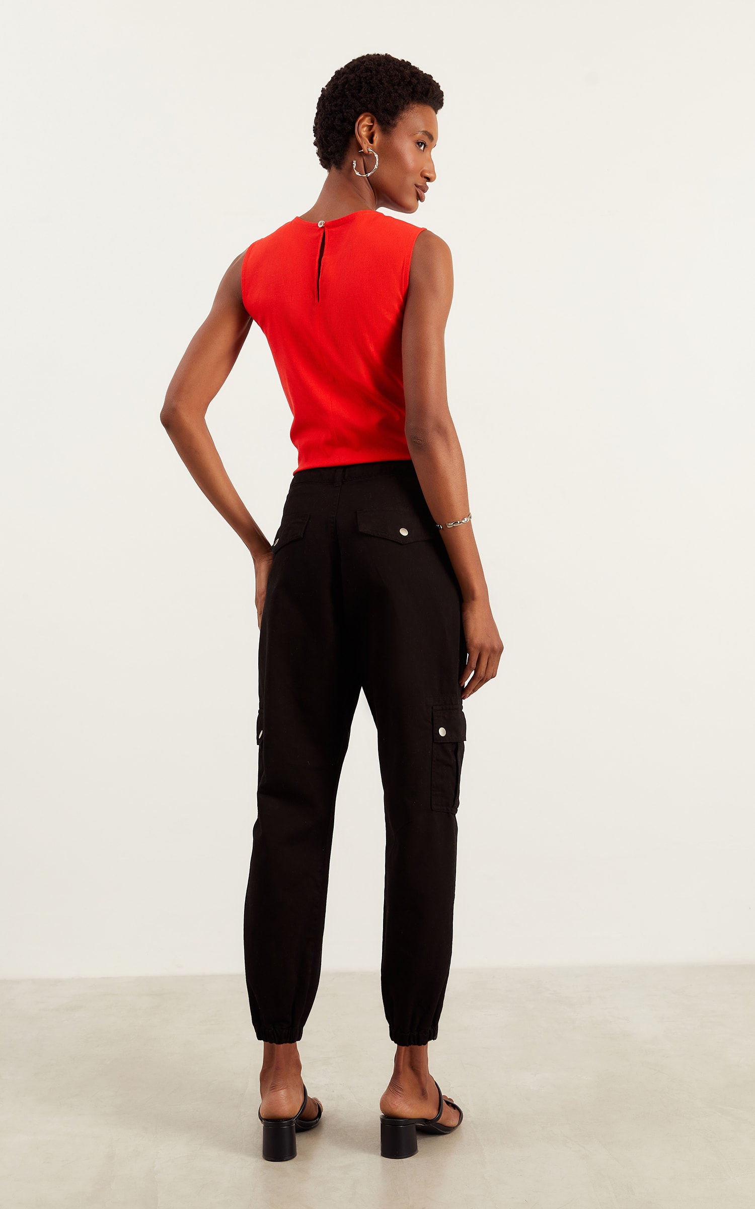 Calça Jogger Cargo Preto