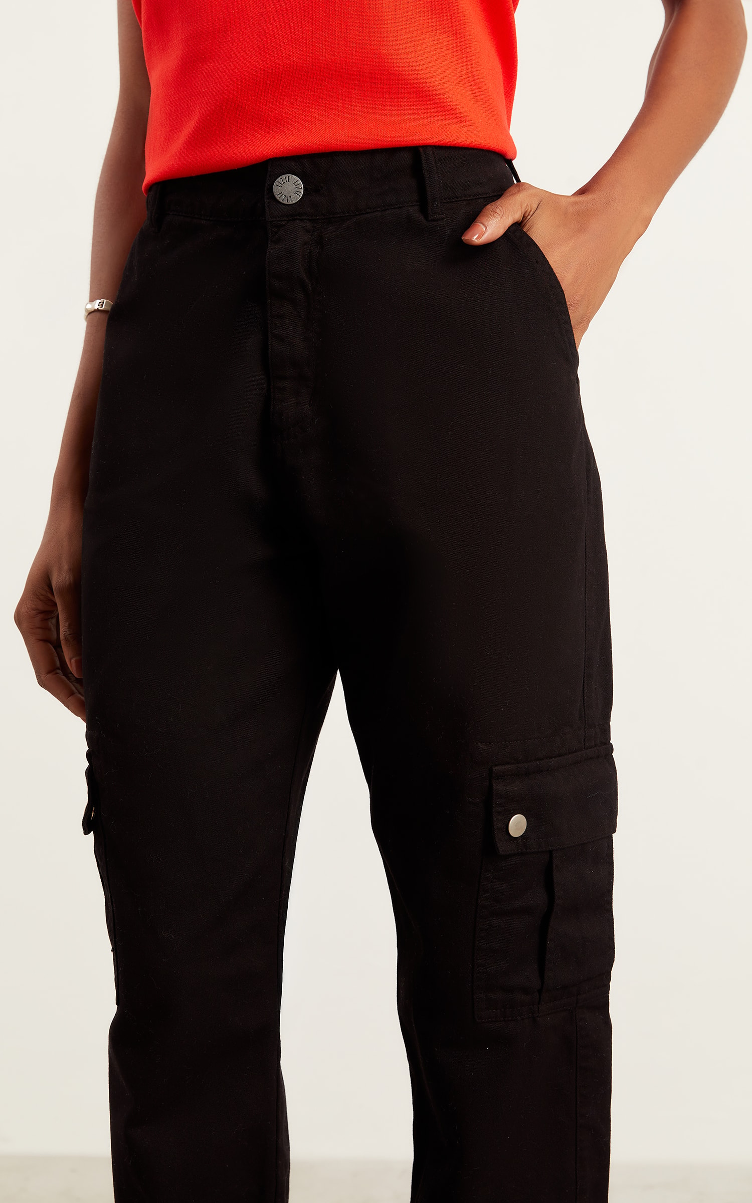 Calça Jogger Cargo Preto