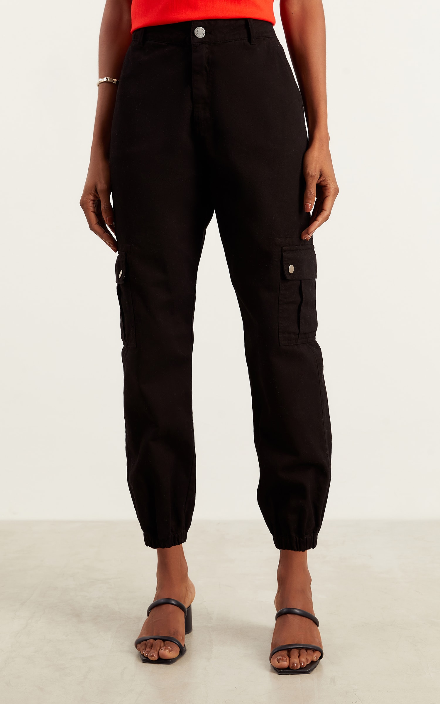 Calça Jogger Cargo Preto