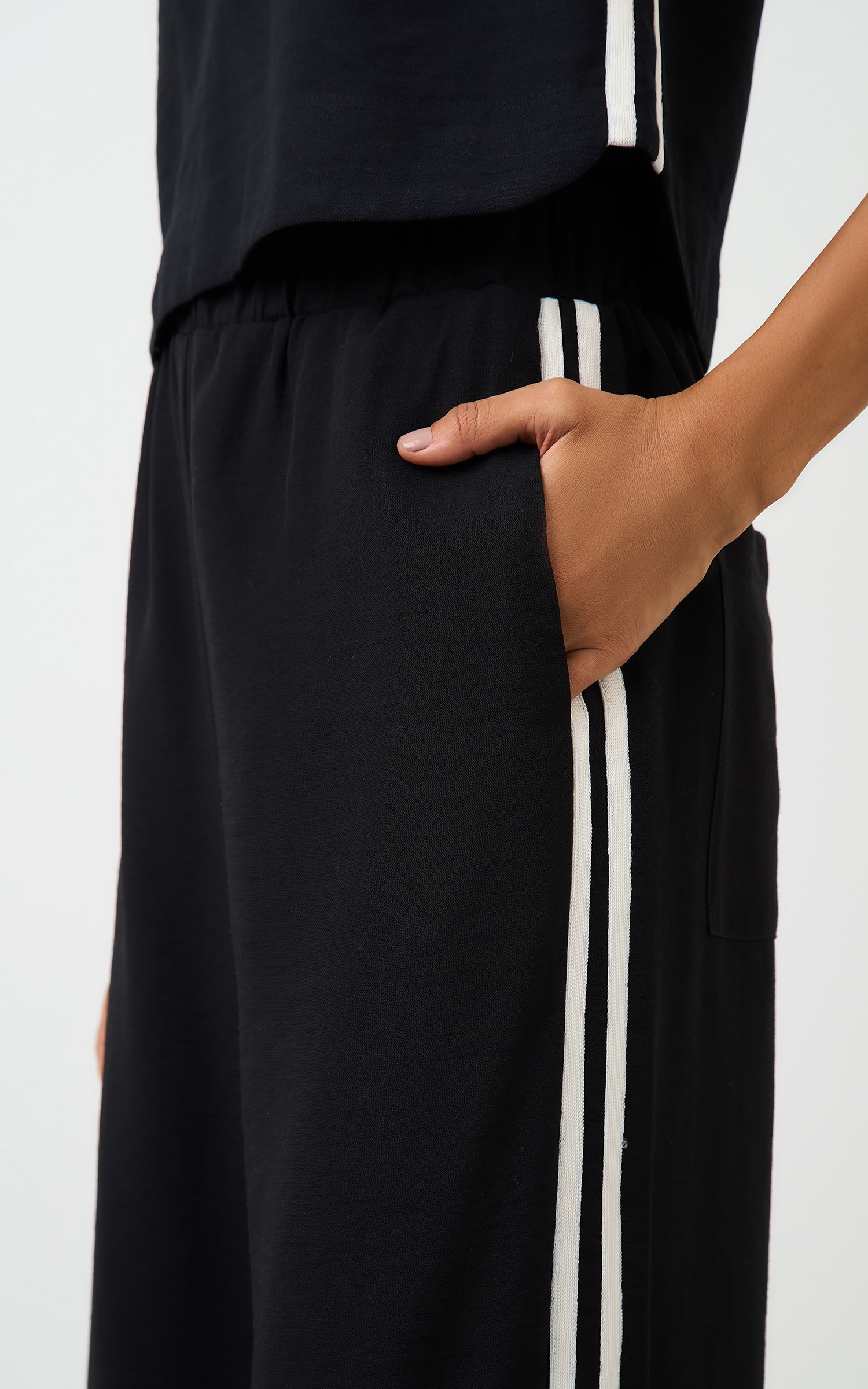 Calca Listra Lateral Game Preto
